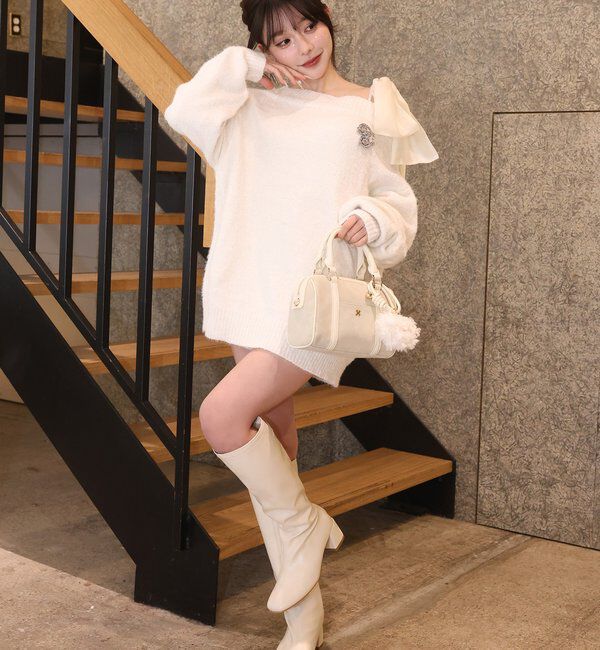  「ブローチ付きベロアモールミニニットワンピース」|ワンピース|