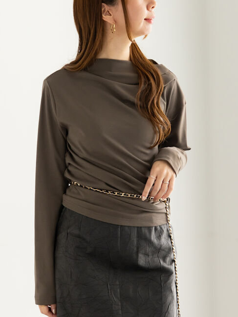 Te chichi「スムースアシメロングスリーブプルオーバー《2025Autumn catalog vol.2 item》」|Tシャツ・カットソー|カーキ