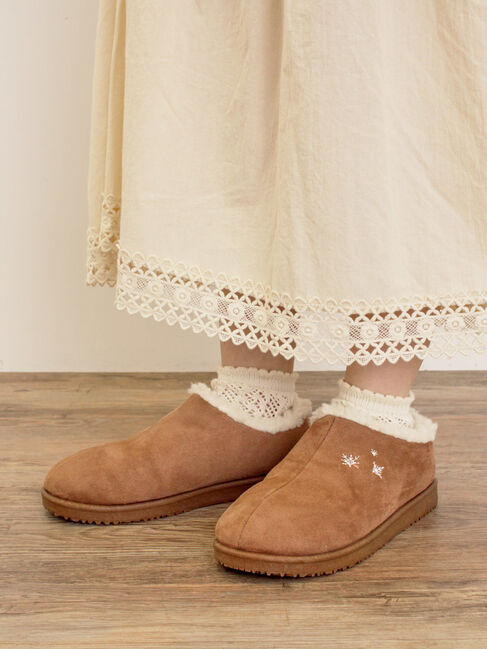 Samansa Mos2「雪柄刺繍ムートンシューズ」|ショートブーツ|