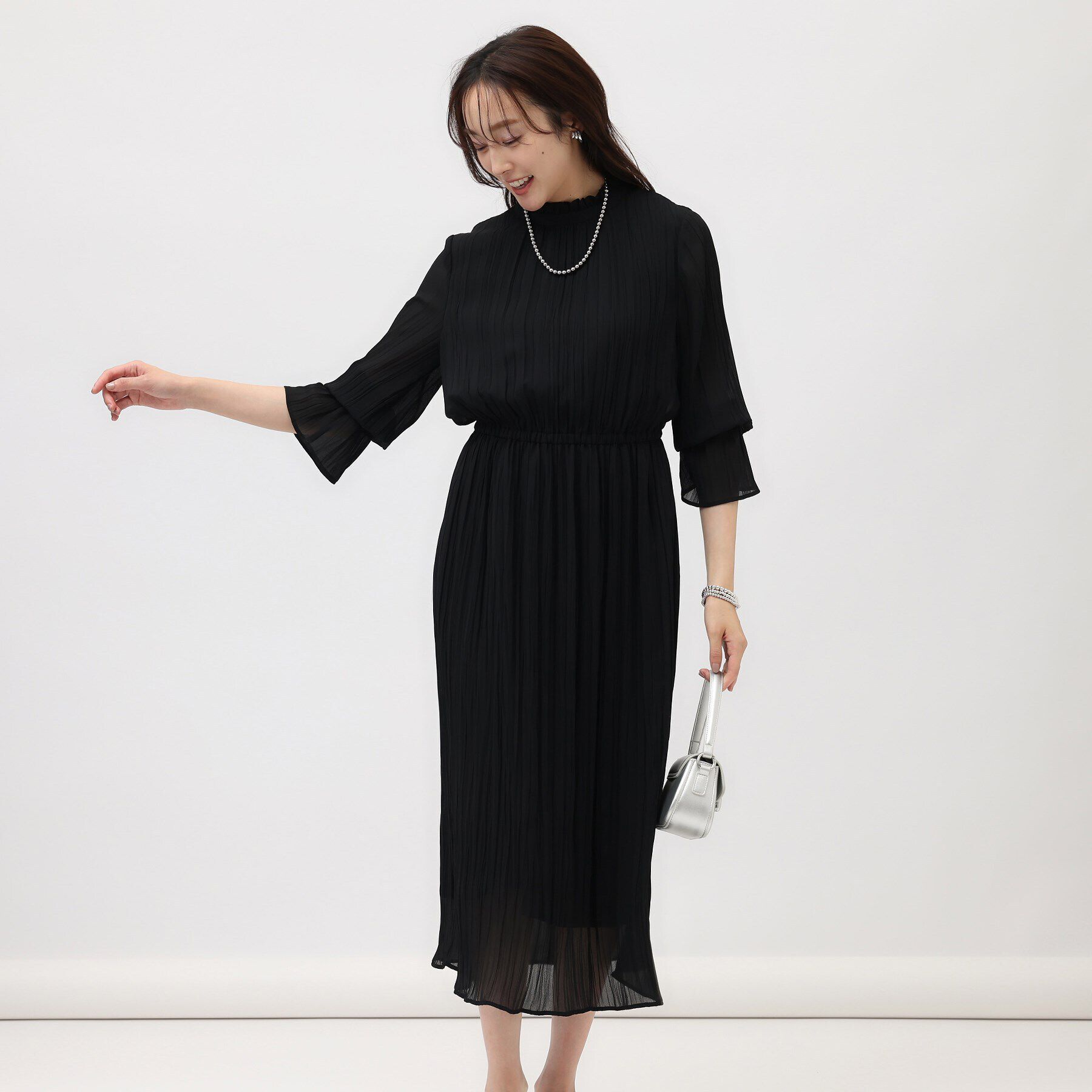 UNTITLED「【お呼ばれドレス】ジョーゼット オケージョンワンピース」|ワンピース|ブラック(019)