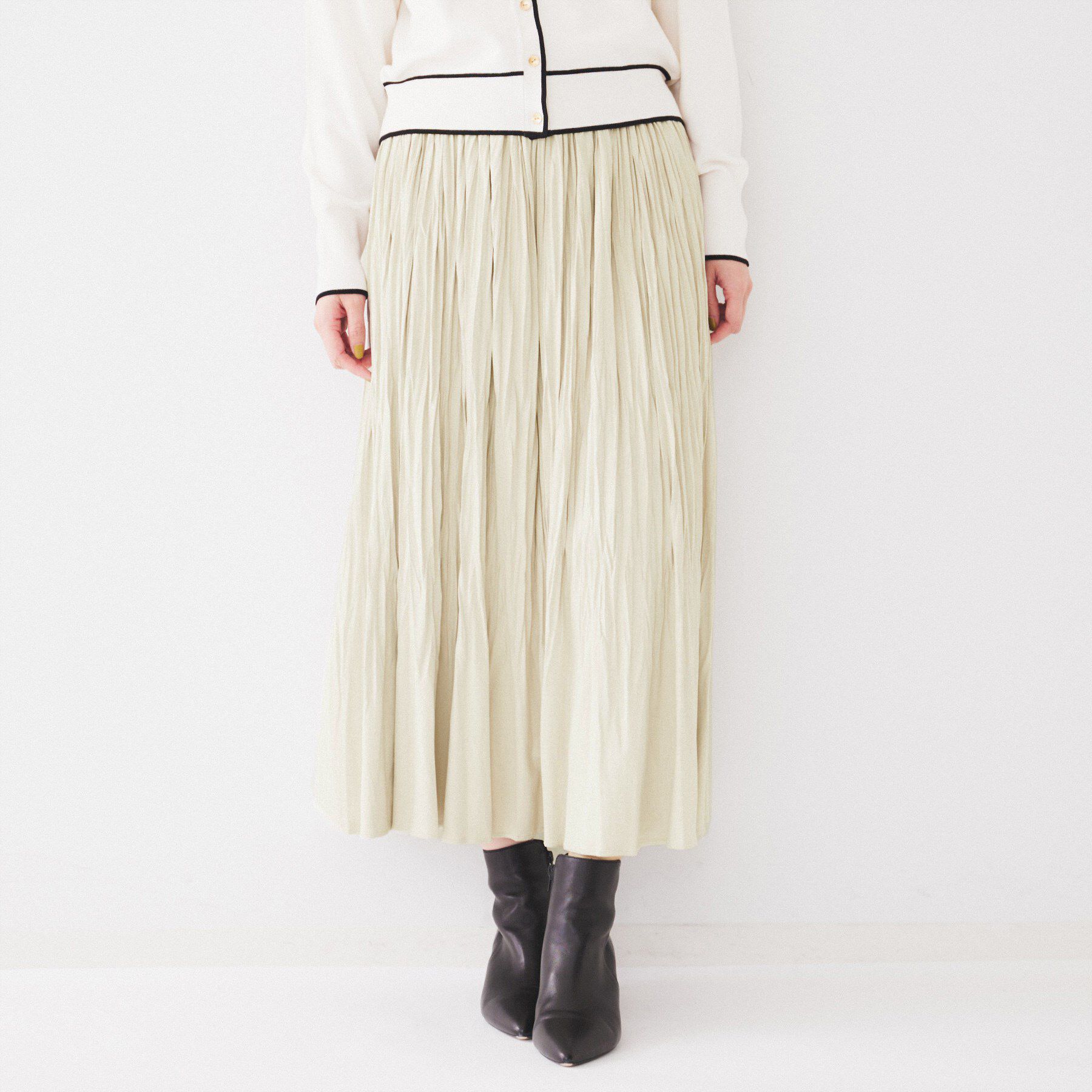 UNTITLED「【洗える/ウエストゴム】スエード調ランダムプリーツスカート」|スカート|