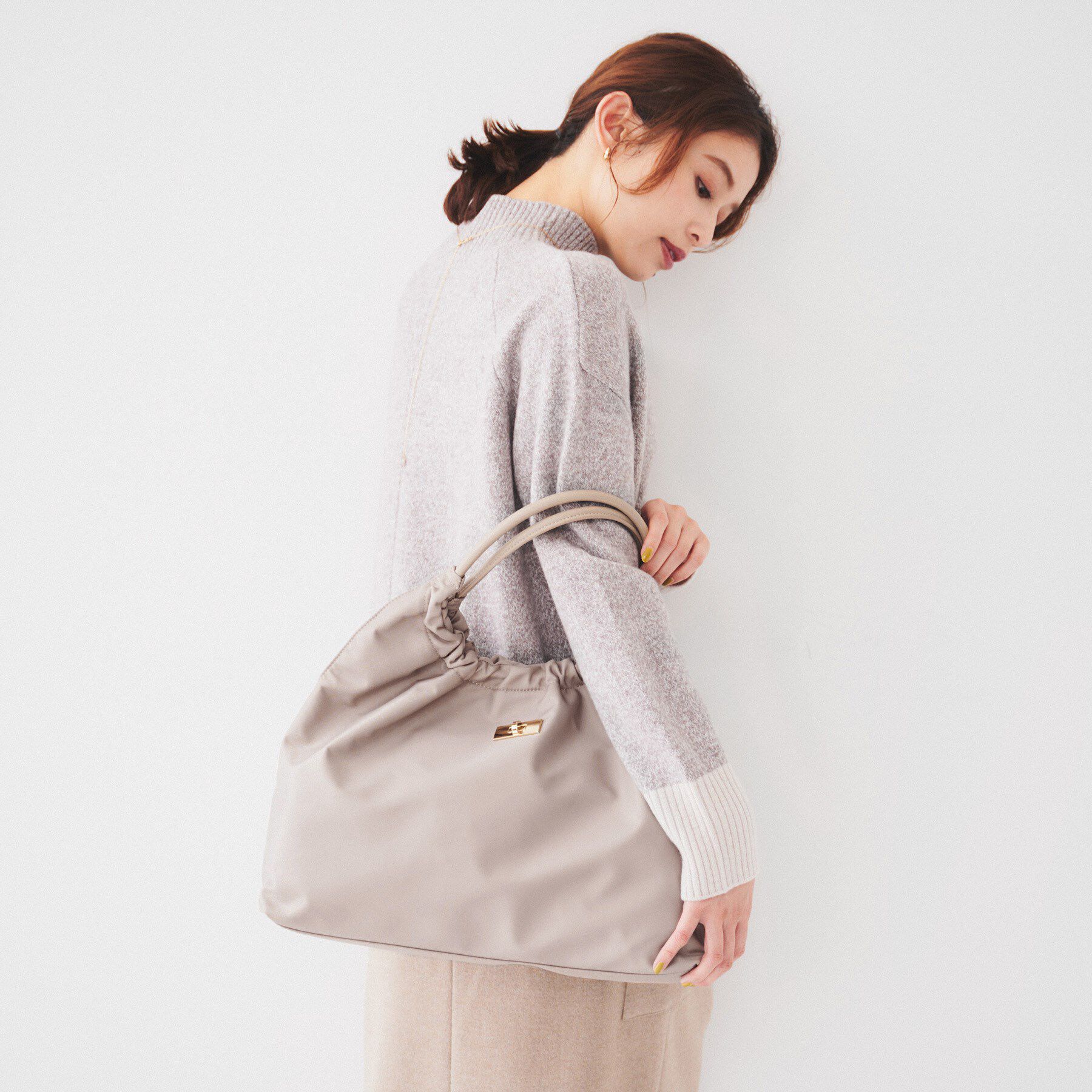 UNTITLED「軽やかナイロンフラットトート」|トートバッグ|