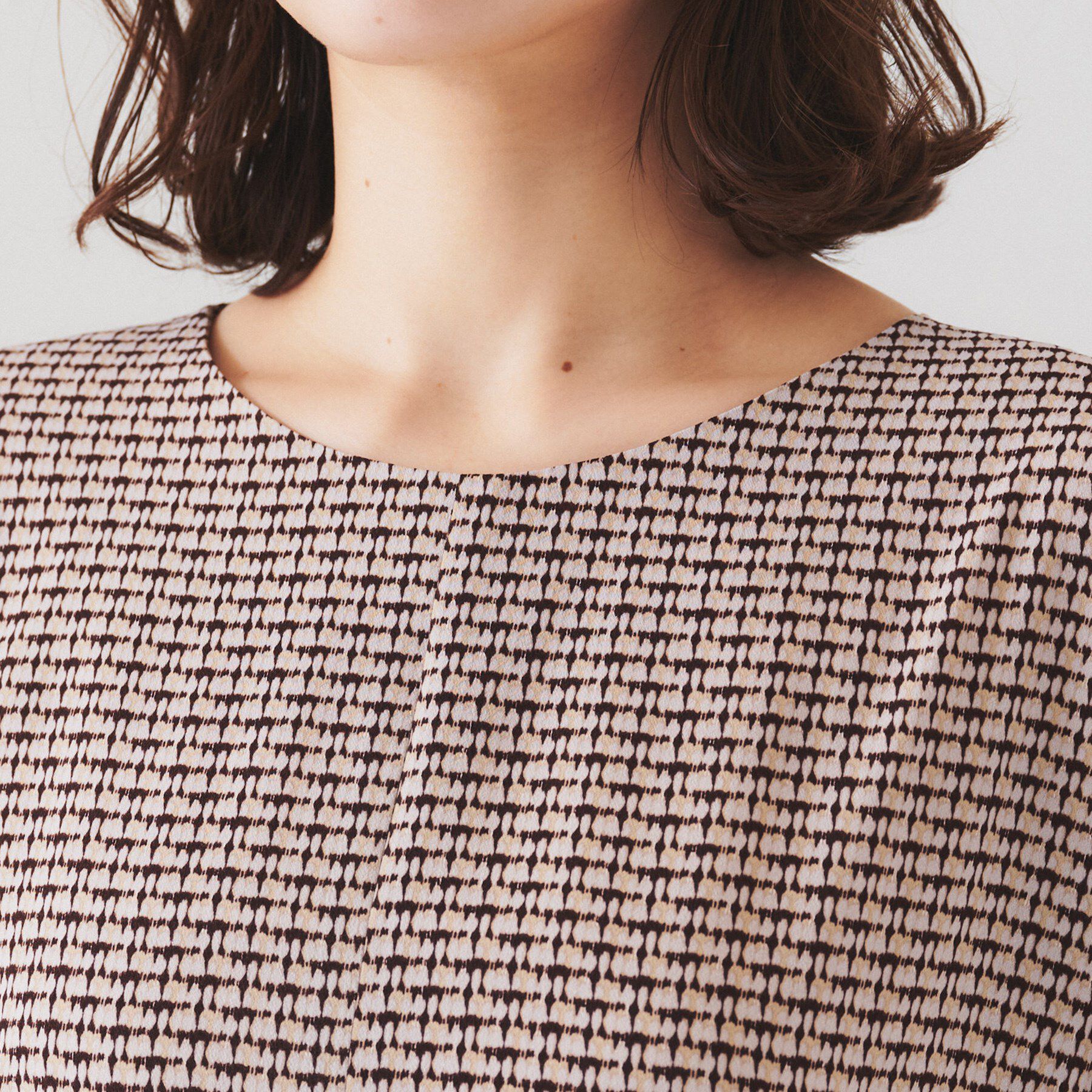 UNTITLED「【きれいめ/洗える/夏ワンピ】ジオメトリック柄ワンピース」|ワンピース|