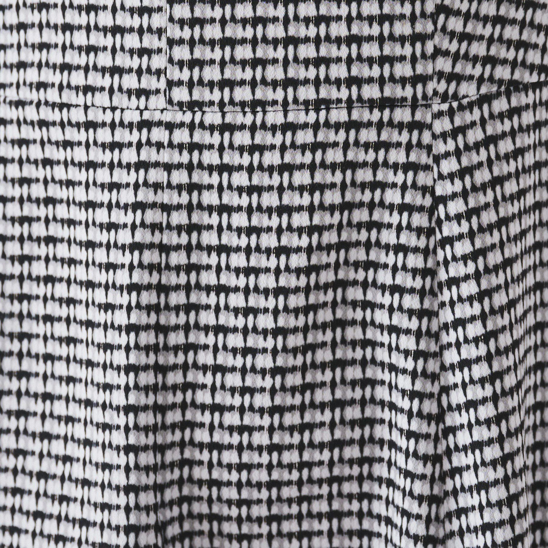 UNTITLED「【きれいめ/洗える/夏ワンピ】ジオメトリック柄ワンピース」|ワンピース|