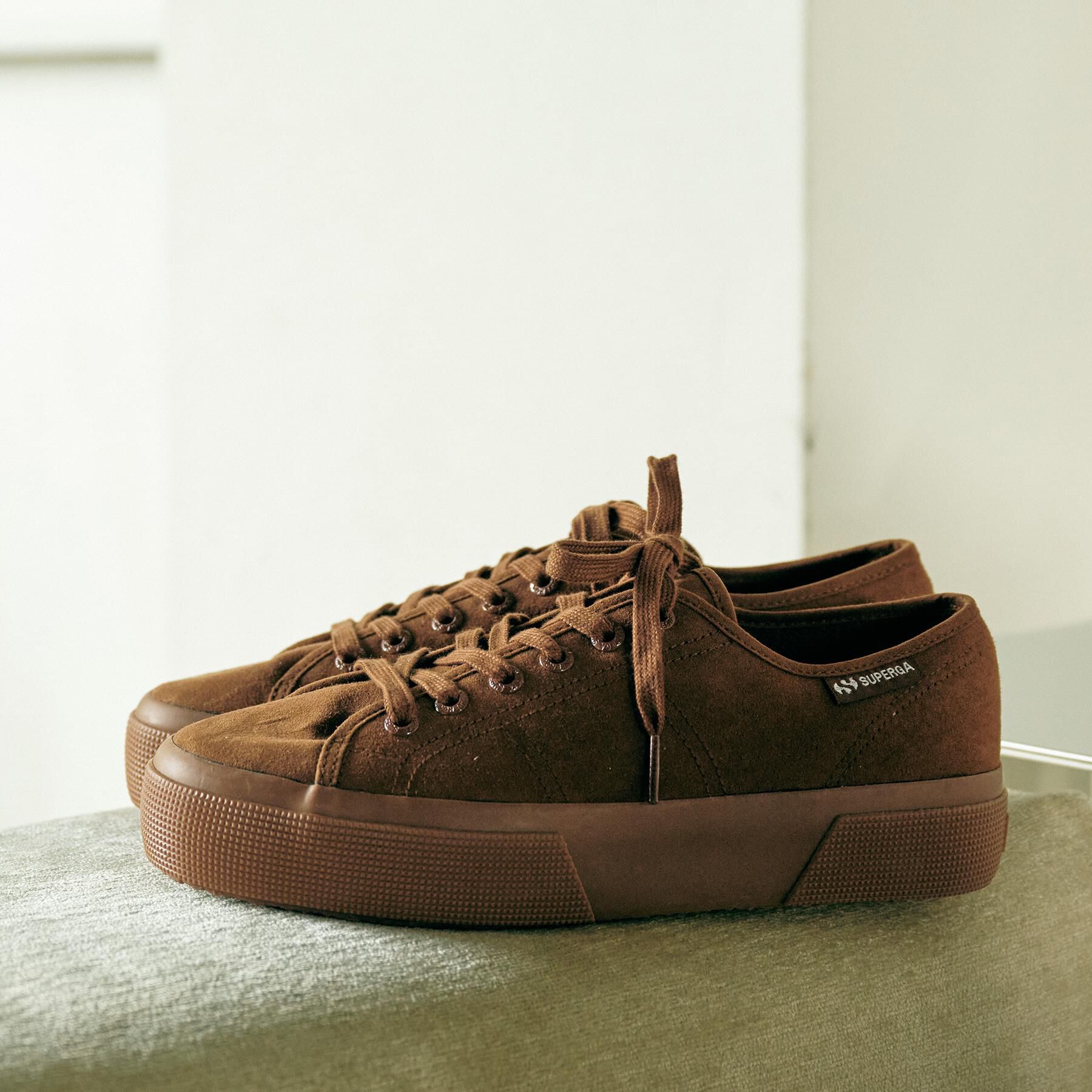 UNTITLED「【別注】SUPERGA3740 スエード調スニーカー」|スニーカー|