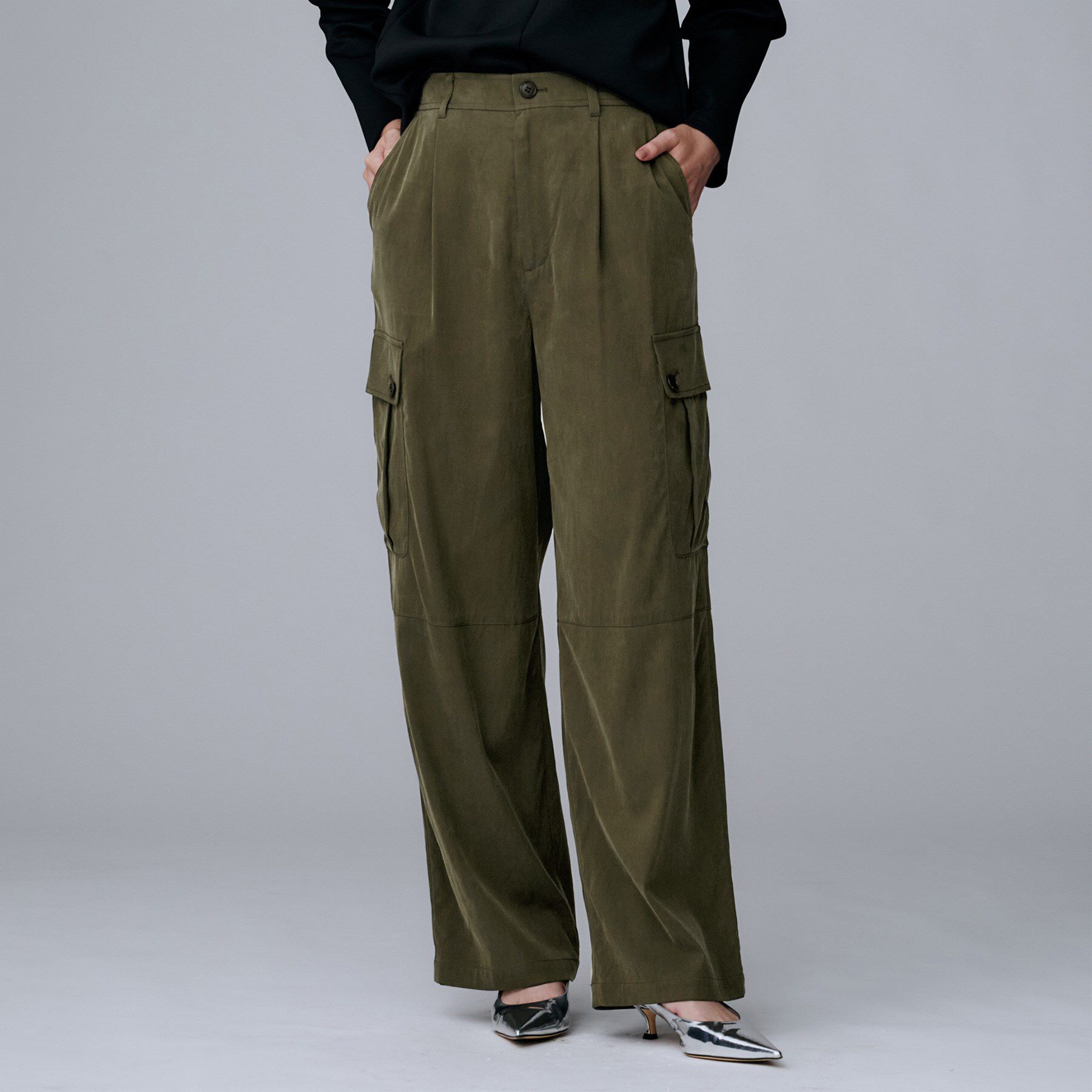 UNTITLED「【大人きれいめ/ストレート/ワイド】キュプラカーゴパンツ」|その他|