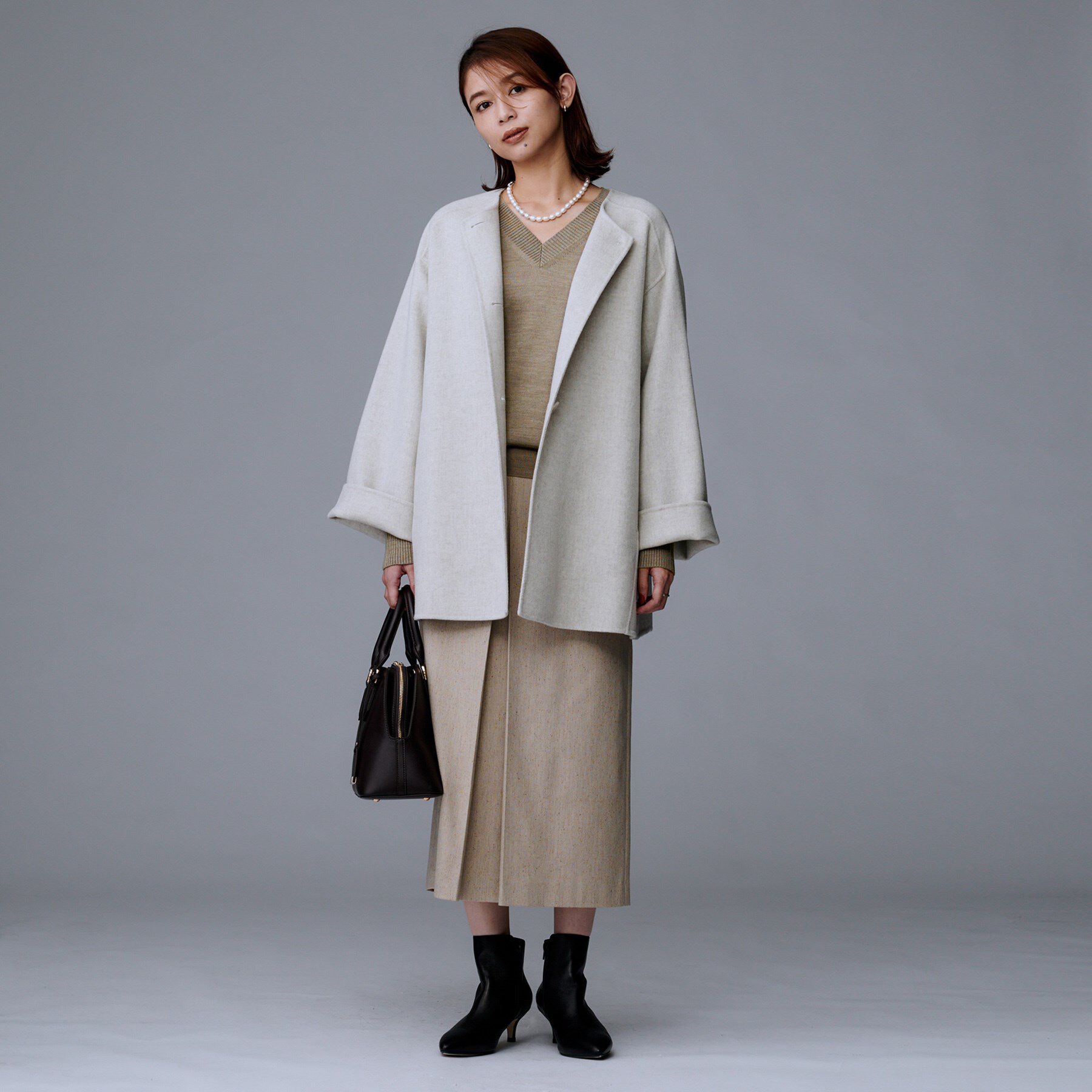 UNTITLED「【洗える/きれいめ】Vネックプルオーバーニット」|ニット・セーター|