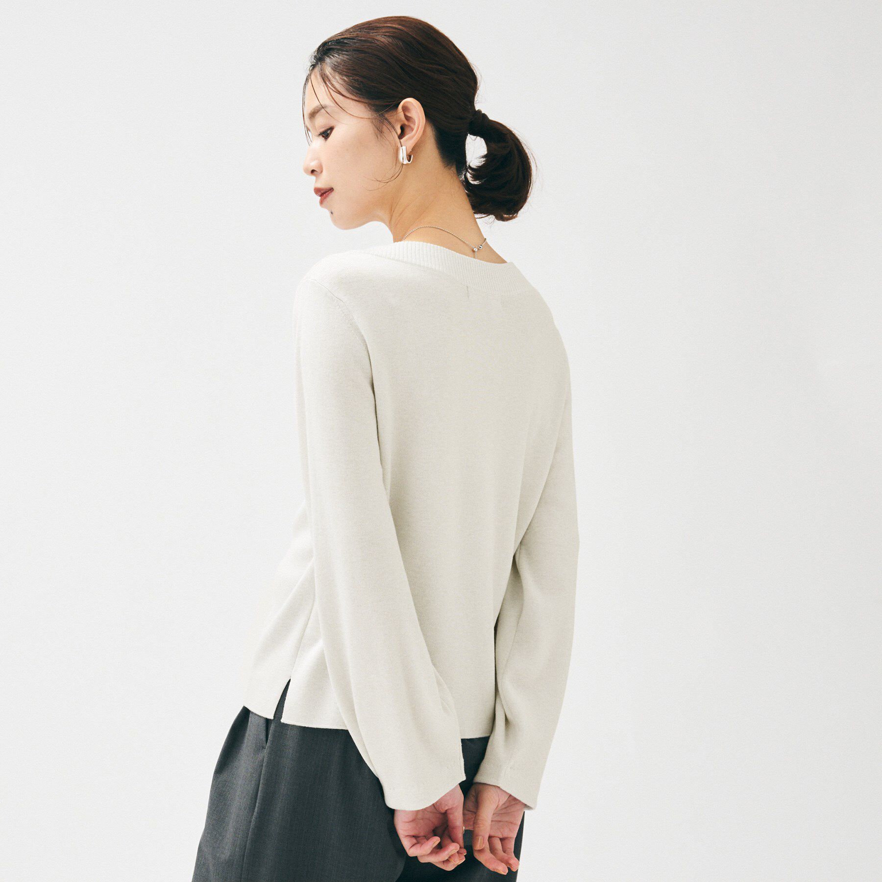 UNTITLED「【きれいめ/洗える】ラメ入りワイドボートネックニット」|ニット・セーター|