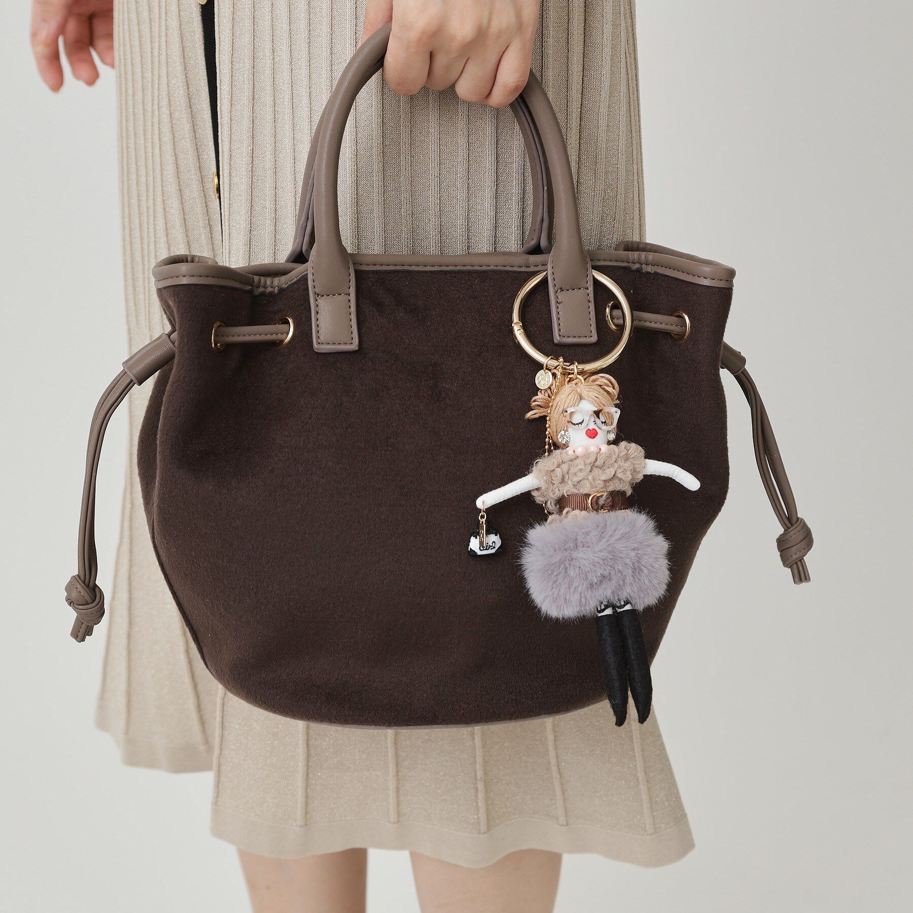 COUP DE CHANCE「マダム・ルル／ファー付きおしゃれマダムチャーム」|キーケース|