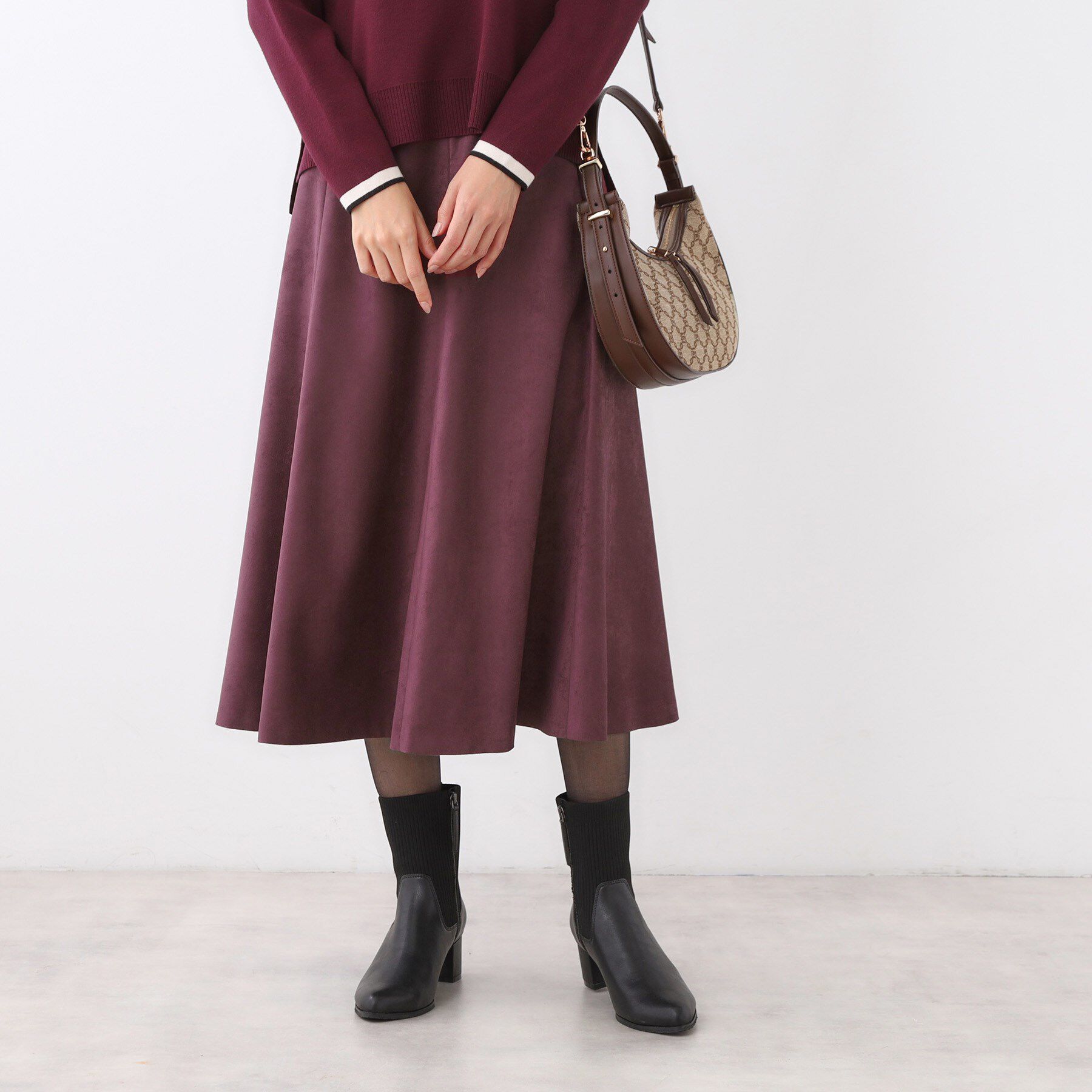 Reflect「【ジャケット合わせにぴったり◎】スエードライクフレアスカート」|スカート|