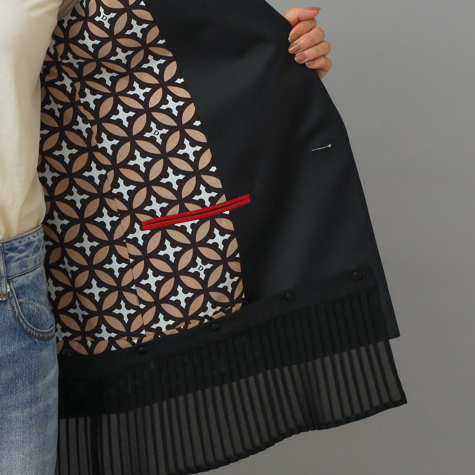 DRESSTERIOR「【モデル美香&times;DRESSTERIOR】美香さんコラボプリーツヘムジャケット」|テーラードジャケット|