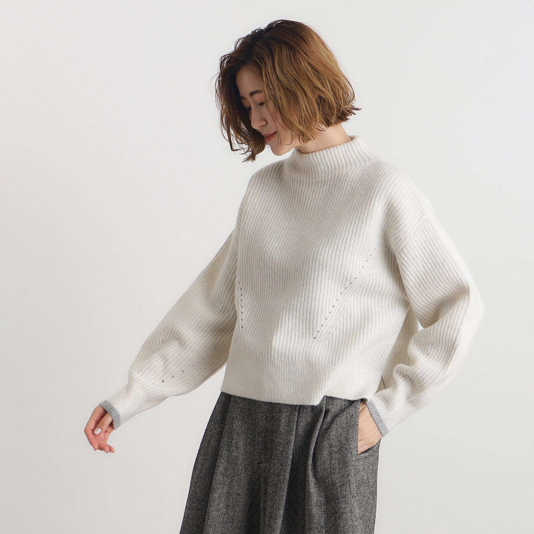 grove「【雑誌掲載】洗えるミルドライクウール混畔ボトルネックニット」|ニット・セーター|