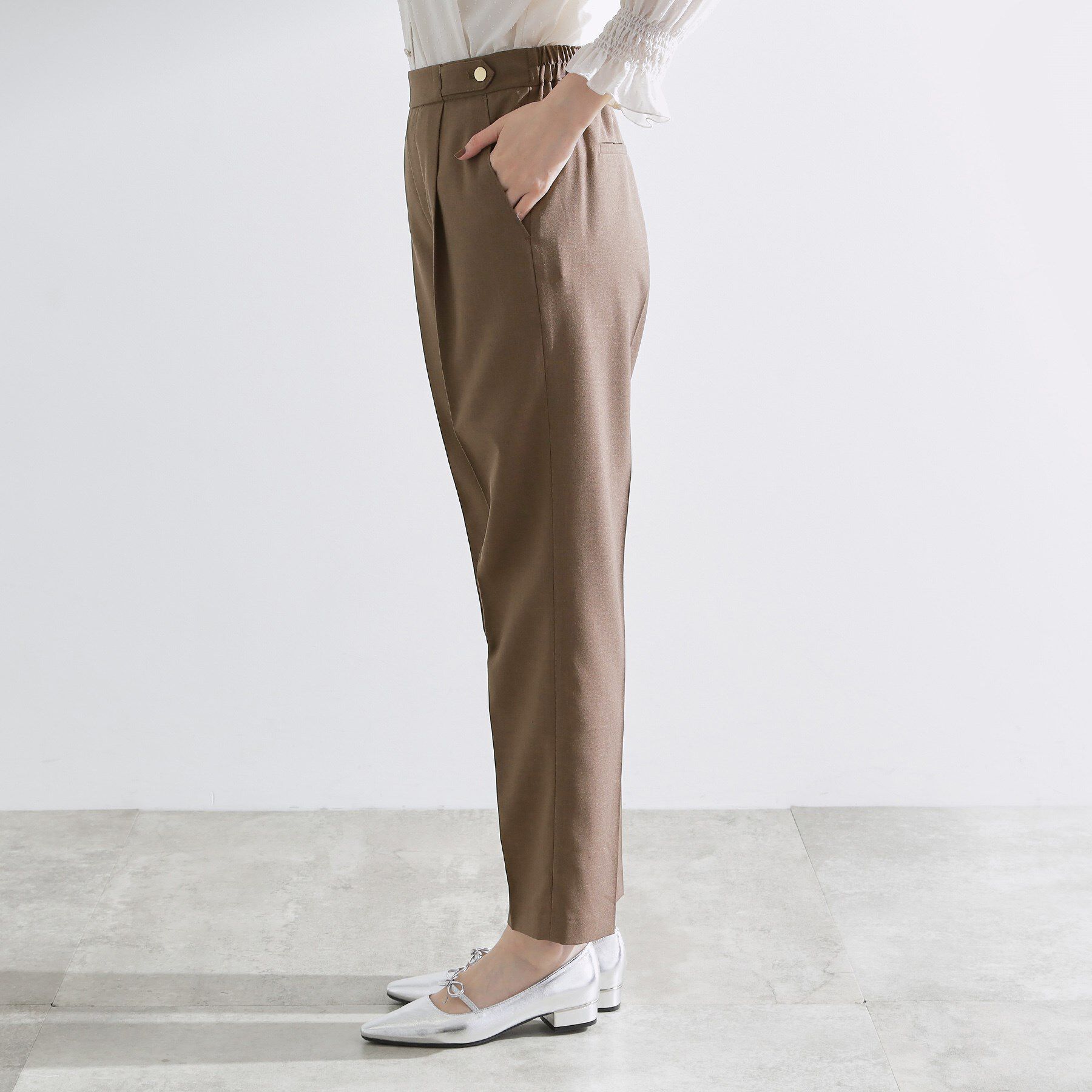 grove「【洗える/美脚ラインキープ】テーパードパンツ」|その他|