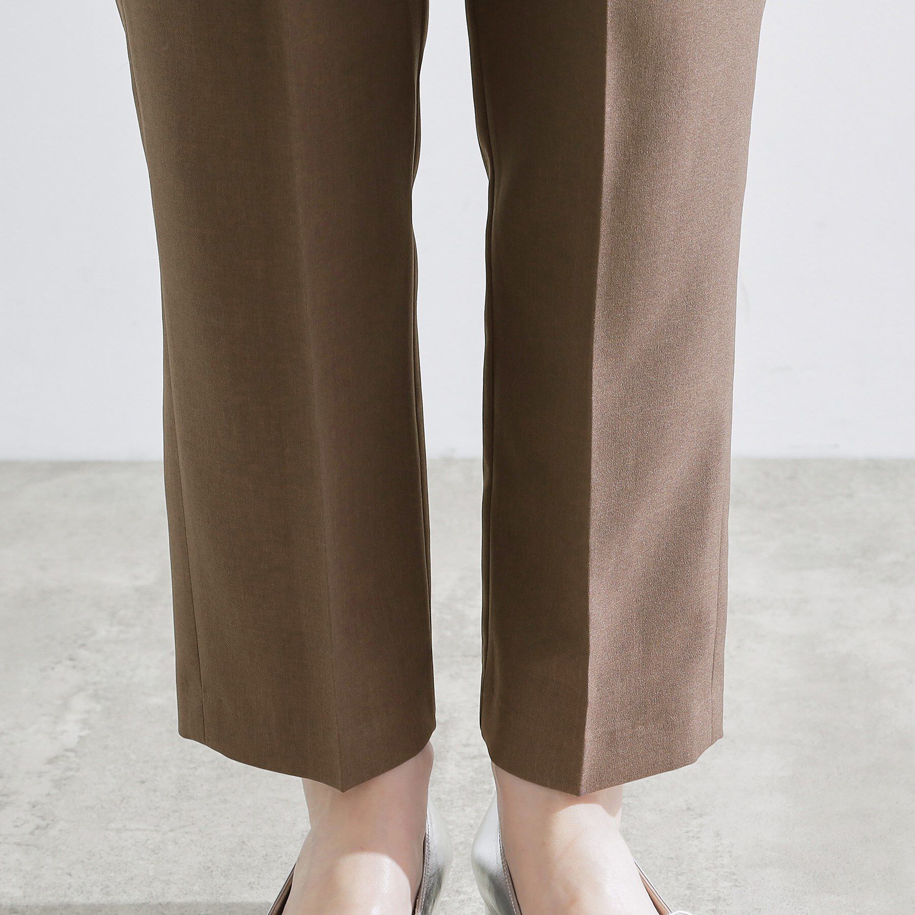 grove「【洗える/美脚ラインキープ】テーパードパンツ」|その他|