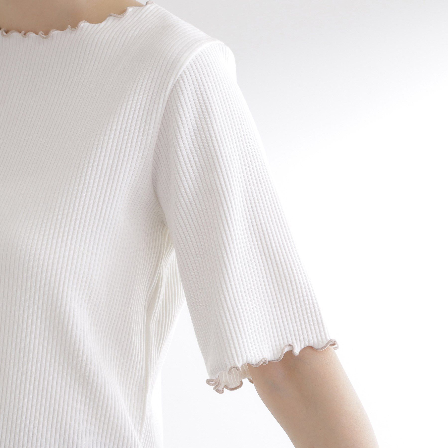 grove「一枚でもレイヤードでも楽しめる　マルチな5分袖プルオーバー」|Tシャツ・カットソー|