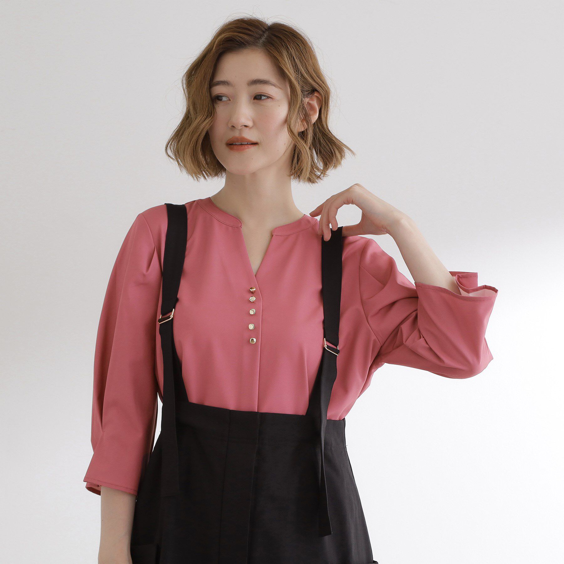 grove「【洗える/お仕事】美しさが続く袖タックブラウス」|シャツ・ブラウス|