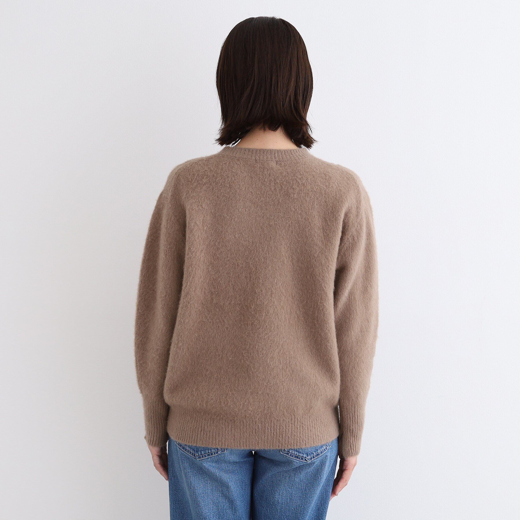 INDIVI「【フォックス混】ラウンドネックヘアリーニット」|ニット・セーター|