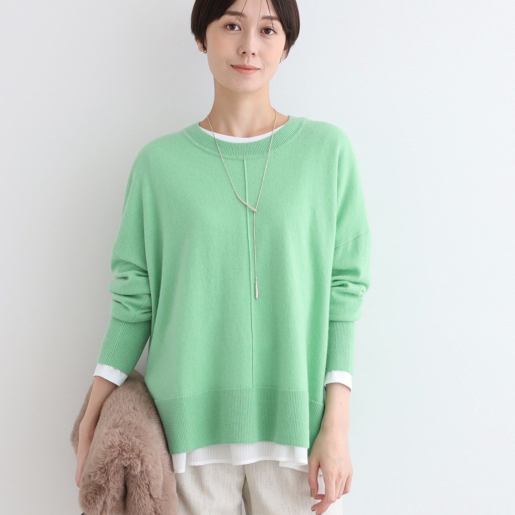 INDIVI「【カシミヤ混／洗える／リラックス】ワイドシルエットニット」|ニット・セーター|ライトグリーン(02