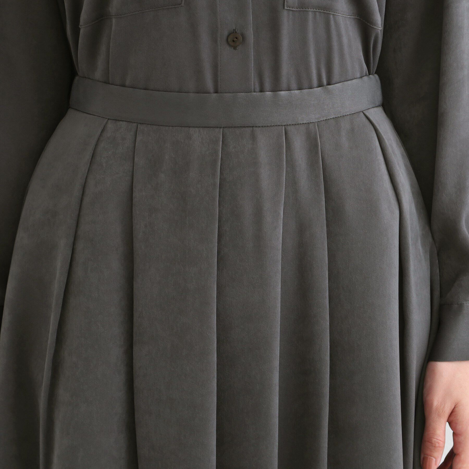 INDIVI「【洗える／UVケア】スエード調サテンタックスカート」|スカート|