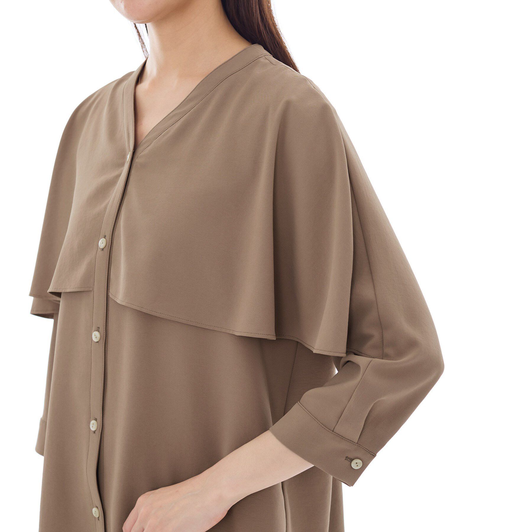 INDIVI「【羽織りとしても活躍！】ケープカラーブラウス」|シャツ・ブラウス|