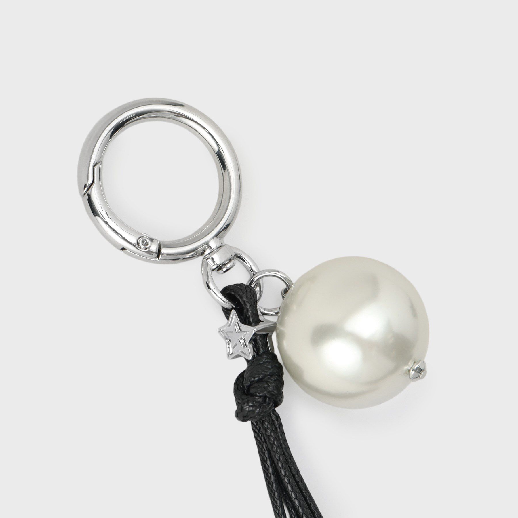 INDIVI「パール調タッセルチャーム」|キーケース|