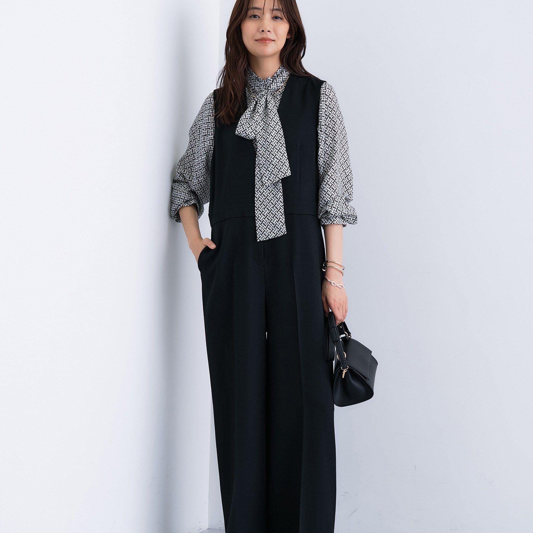 INDIVI「【トレンド／スタイルアップ】ストレッチコンビネゾン」|オールインワン|ブラック(019)