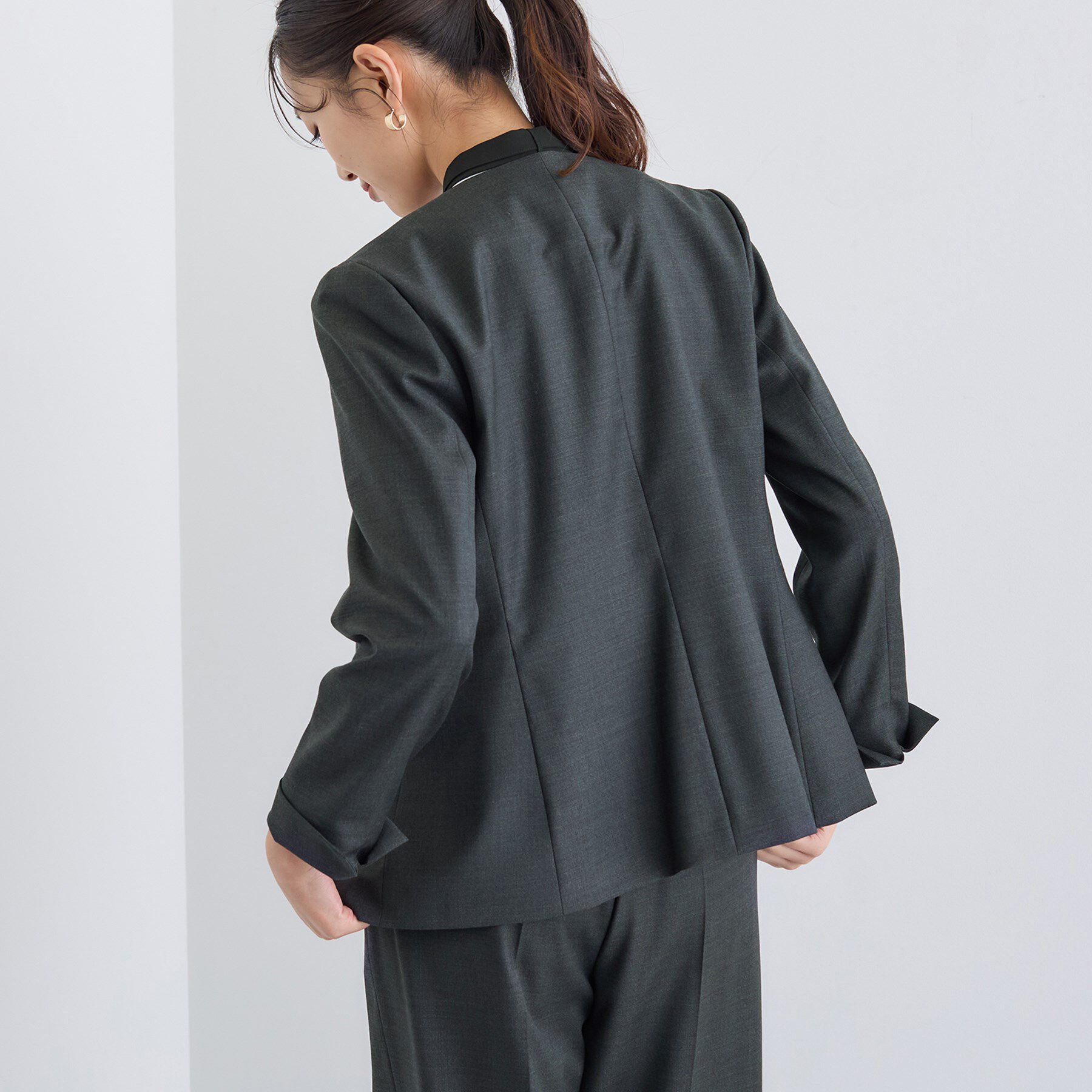 INDIVI「【日本製／スーツ／通勤】シルクウールストレッチ ノーカラージャケット」|スーツ|