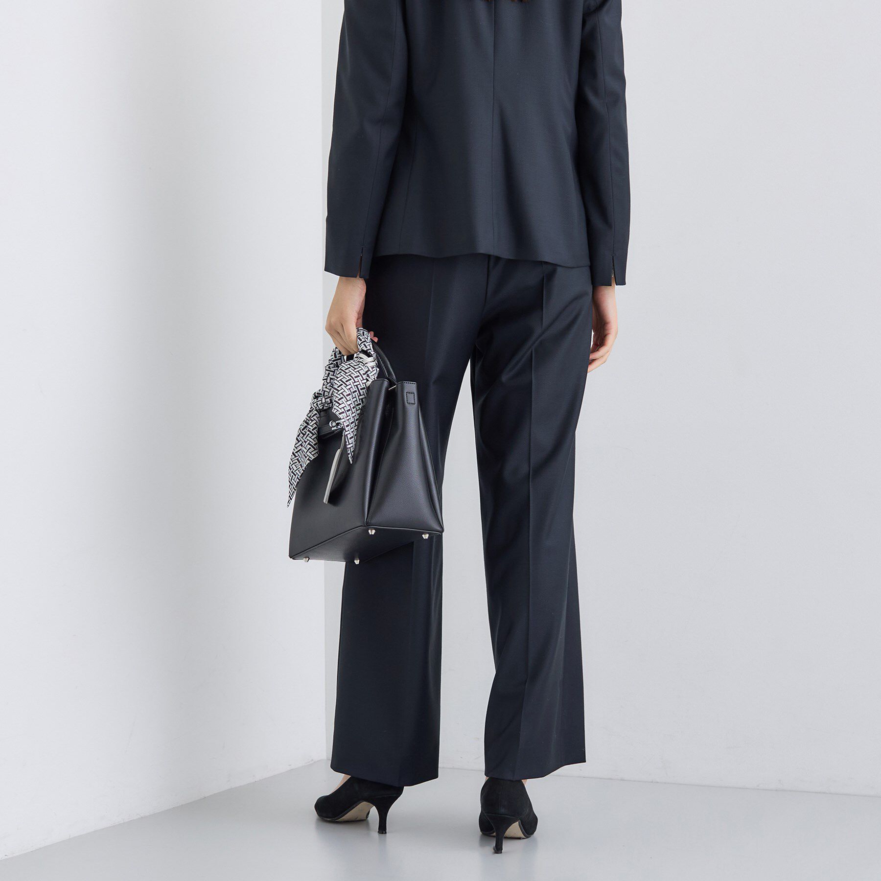 INDIVI「【日本製／スーツ／通勤】シルクウールストレッチ ワイドパンツ」|スーツ|