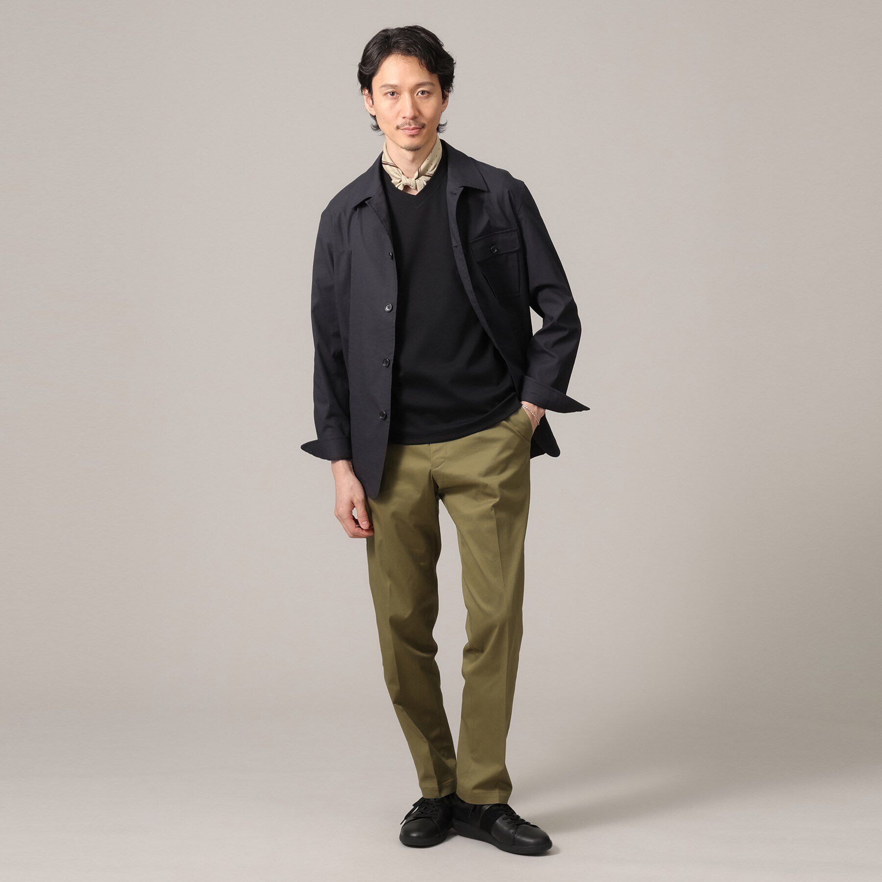 TAKEO KIKUCHI「【抗菌防臭】ジャケットインナー 半袖 Vカットソー」|Tシャツ・カットソー|