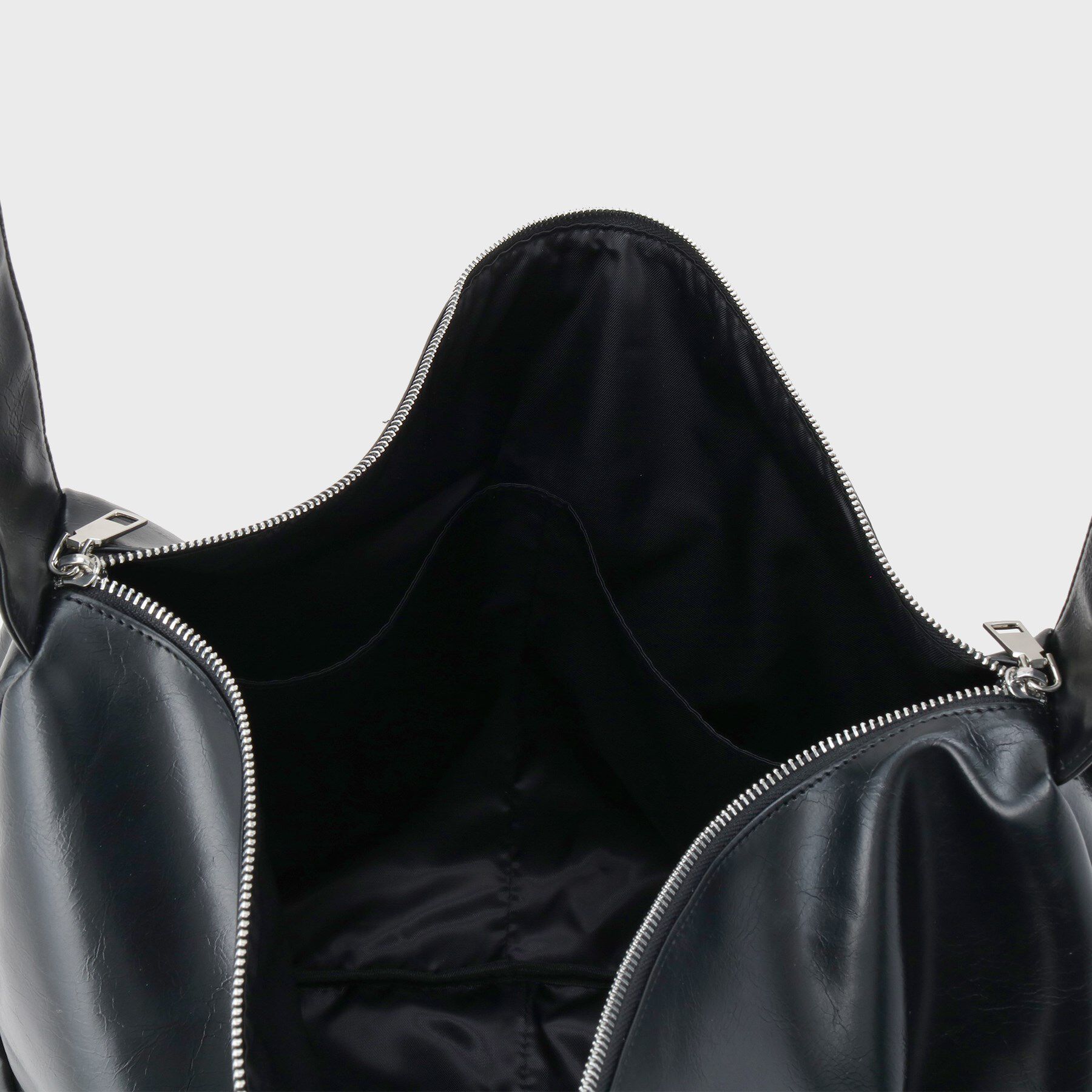 tk.TAKEO KIKUCHI「ルーズビッグショルダーバッグ／たすき掛け／ビッグ／A3サイズ収納可能」|ショルダー・メッセンジャー|