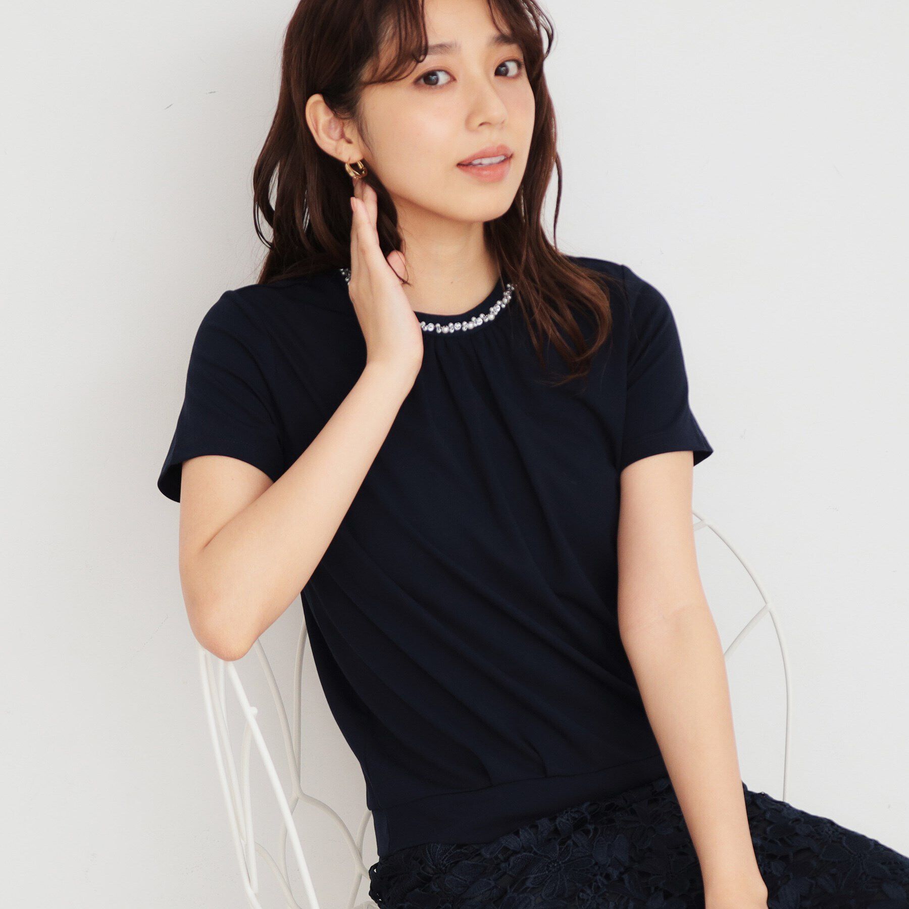 index「UV ストレッチポンチビジューネックトップス【接触冷感/洗濯機洗い可】」|Tシャツ・カットソー|ネイビー(094)