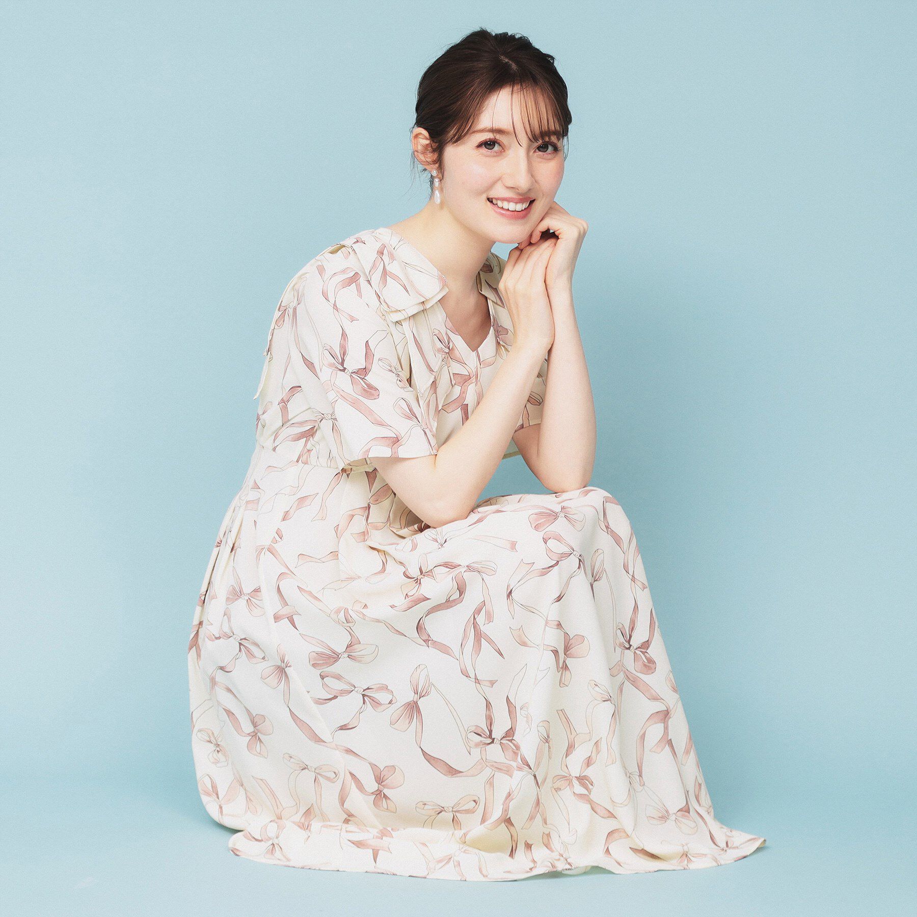 index「《美人百花掲載》リボン柄タックスリーブワンピース【洗濯機洗い可/イージーアイロン】」|ワンピース|