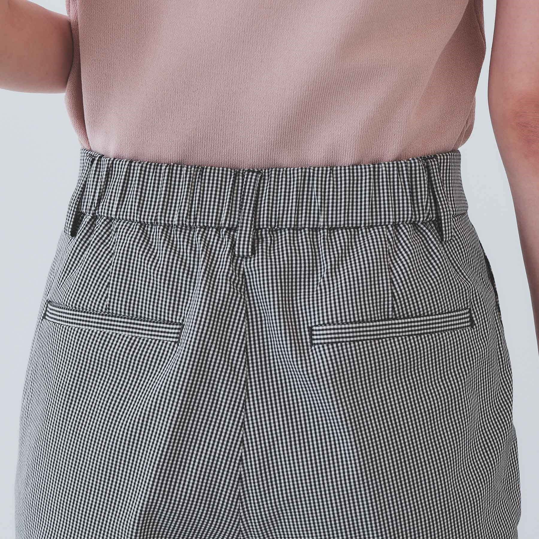 index「《6色展開/XS-LLサイズ》コンパクトストレッチテーパードパンツ【洗濯機洗い可/吸水速乾/透け防止」|その他|