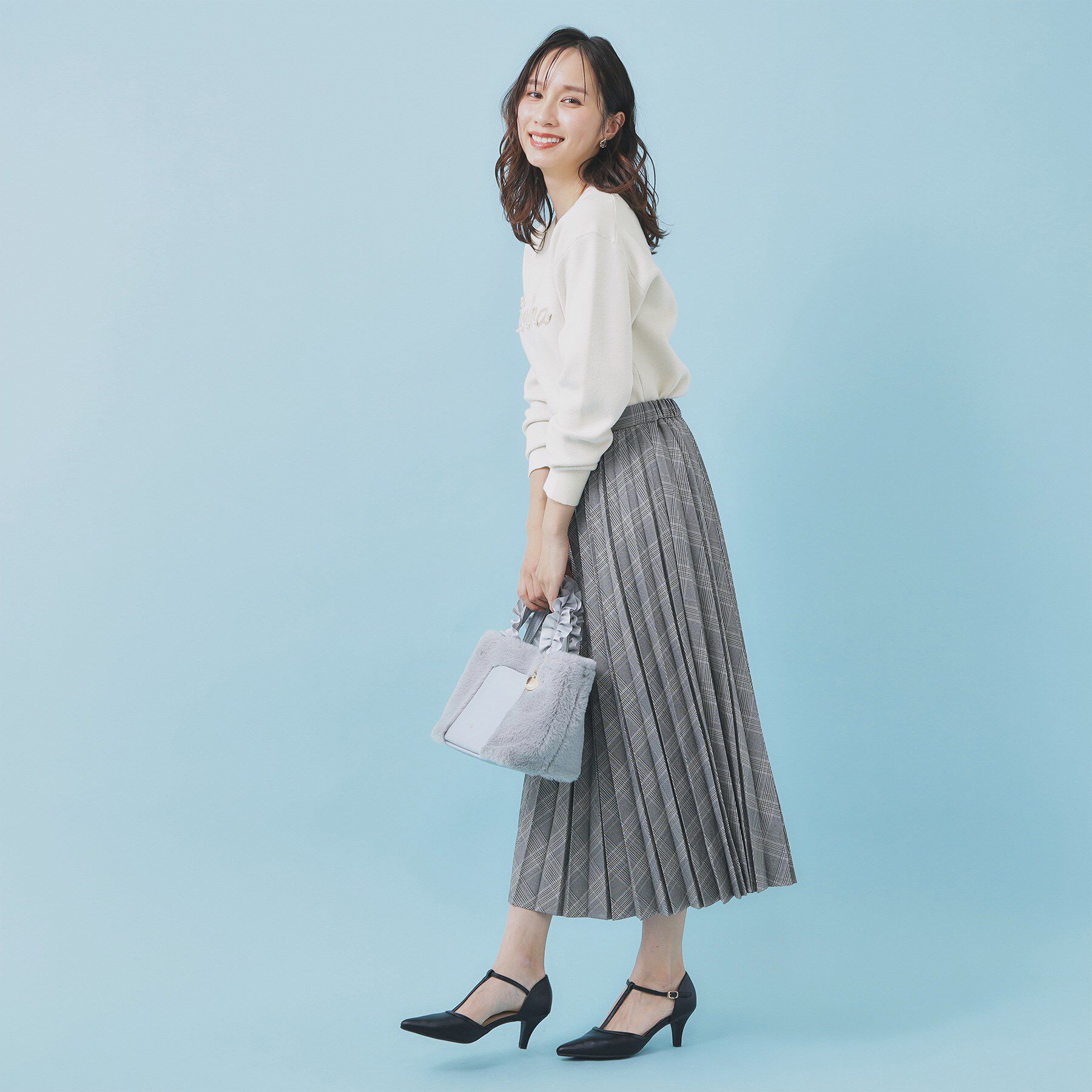 index「パール調ロゴクルーネックニット【洗濯機OK】」|ニット・セーター|