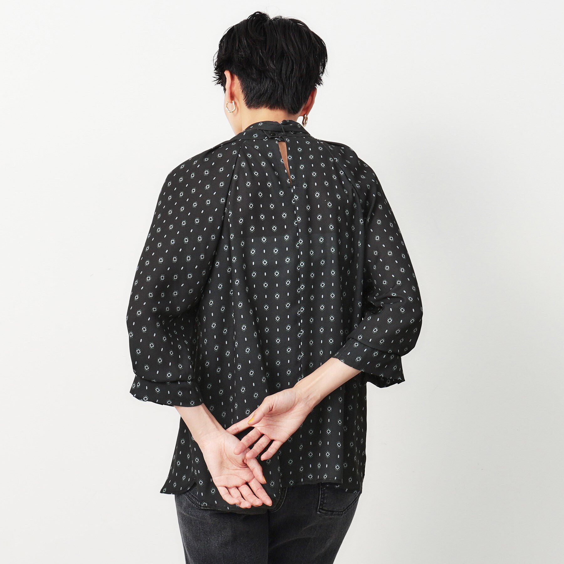 OPAQUE.CLIP「2WAY 柄プリントボウタイブラウス【洗濯機洗い可】」|シャツ・ブラウス|