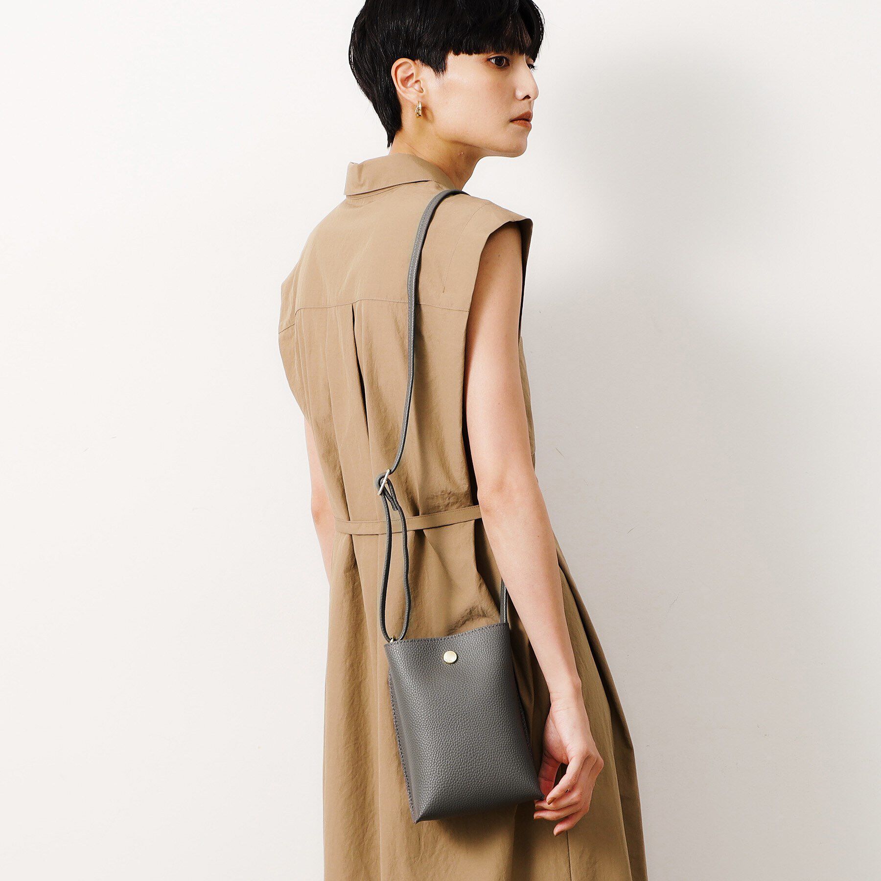 OPAQUE.CLIP「【軽量／長さ調整可能】シュリンク合皮ミニショルダーバッグ」|ショルダー・メッセンジャー|