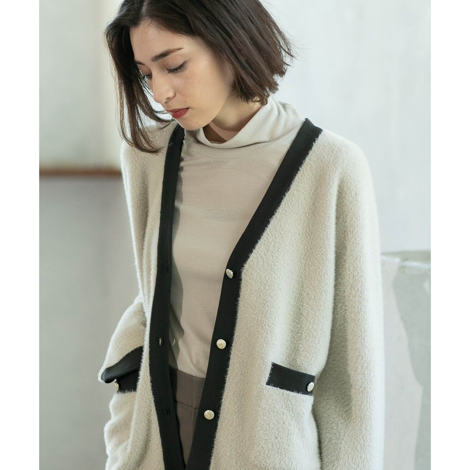 OPAQUE.CLIP「フェザーヤーン配色Vネックカーディガン【洗濯機洗い可】」|カーディガン|