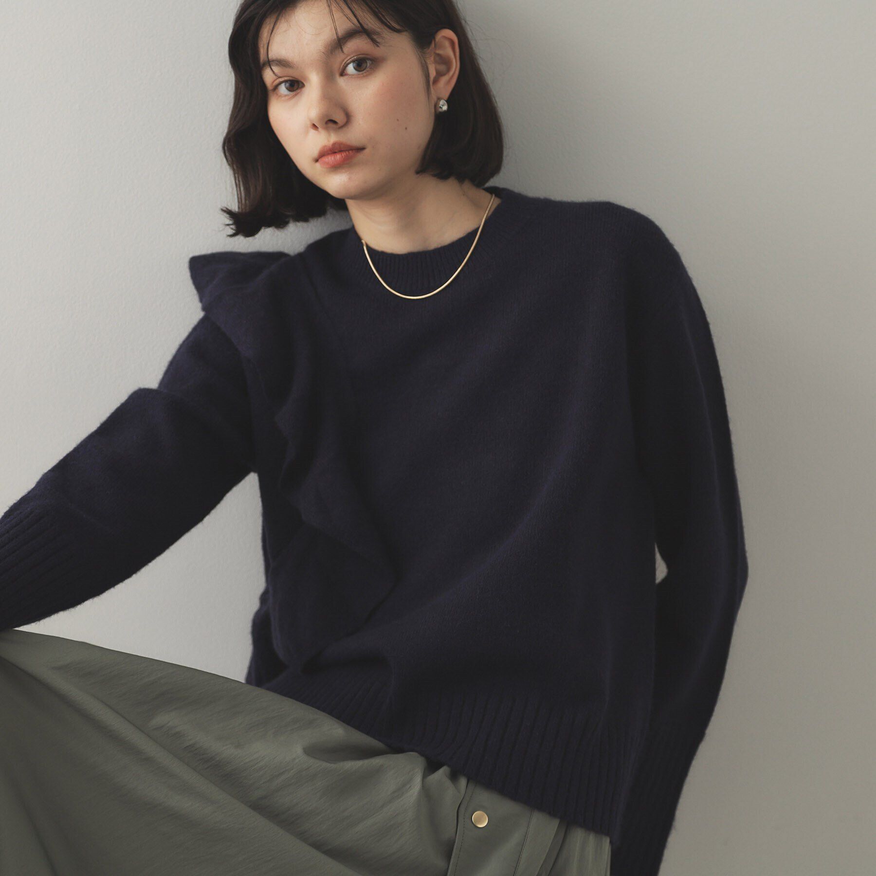 OPAQUE.CLIP「《美人百花掲載》アシメフリルミドルゲージニット【洗濯機洗い可】」|ニット・セーター|