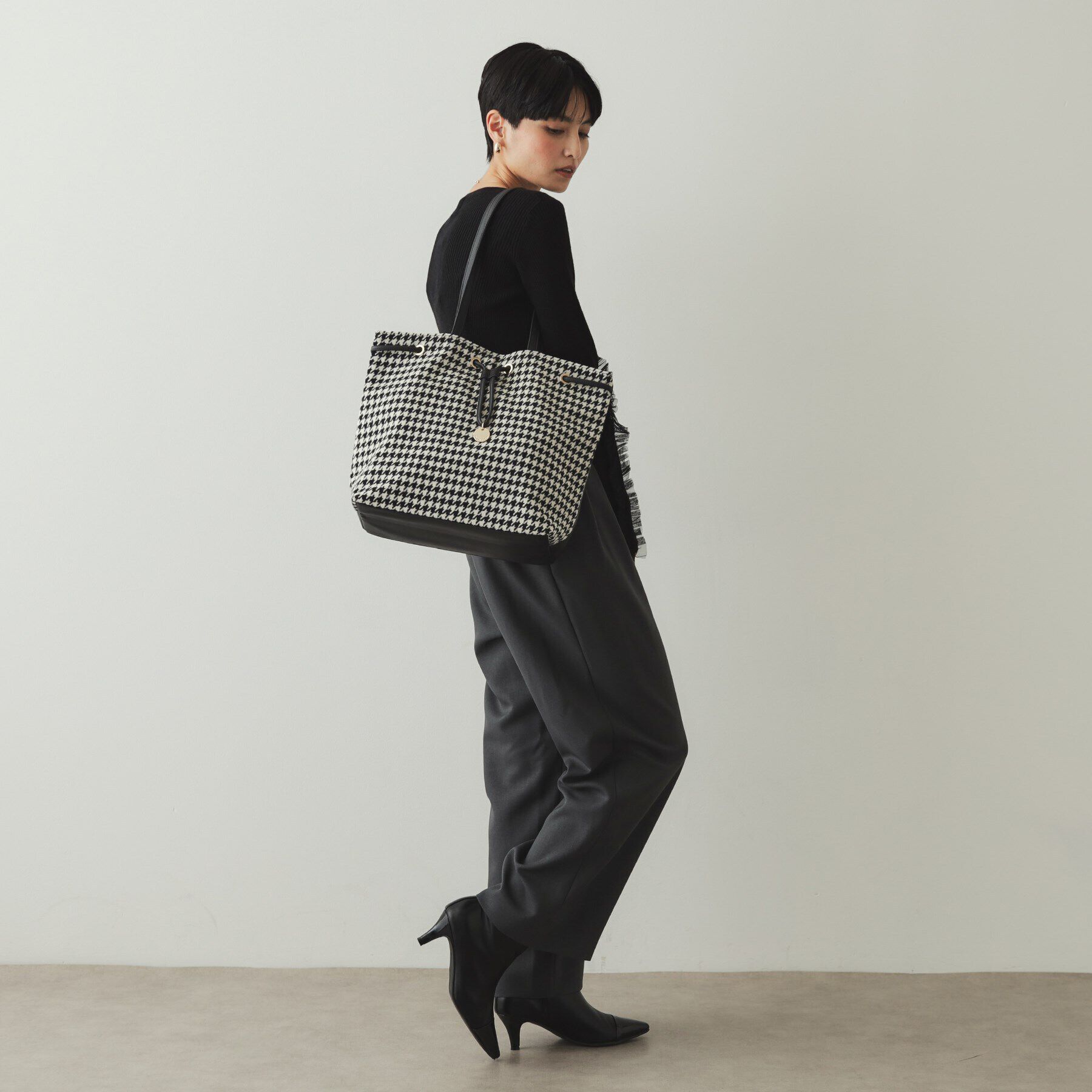 OPAQUE.CLIP「【2WAY／A4サイズ対応】フロントドロストコンビトートバッグ」|トートバッグ|