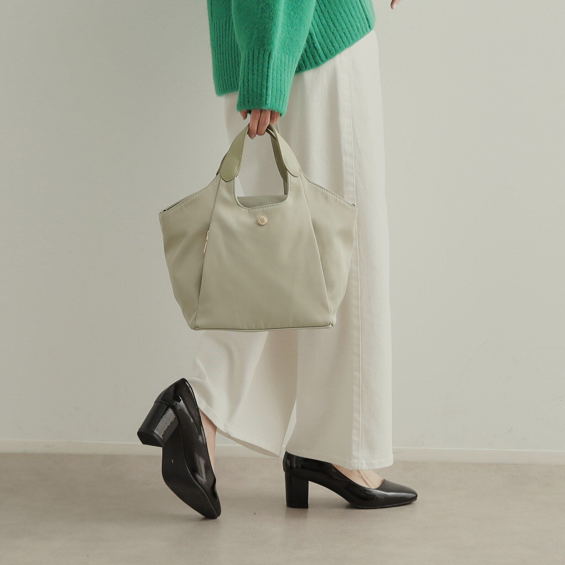 OPAQUE.CLIP「【撥水加工／マルチポケット／2WAY】カジュアルミドルトートバッグ」|トートバッグ|