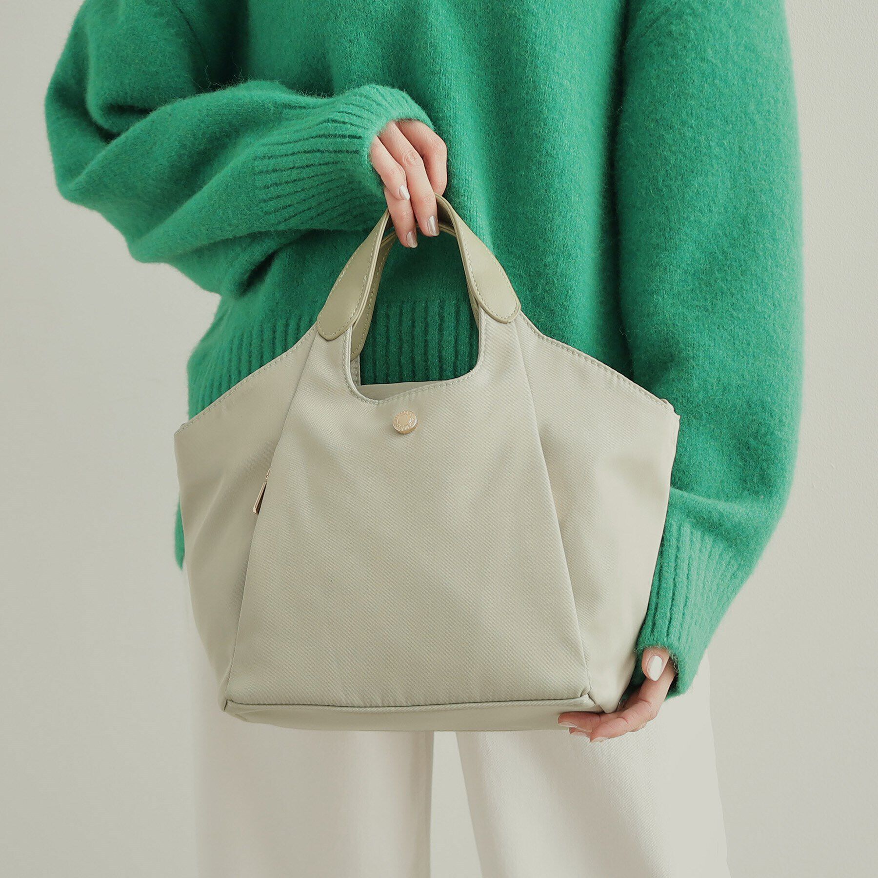 OPAQUE.CLIP「【撥水加工／マルチポケット／2WAY】カジュアルミドルトートバッグ」|トートバッグ|グリーン(022)