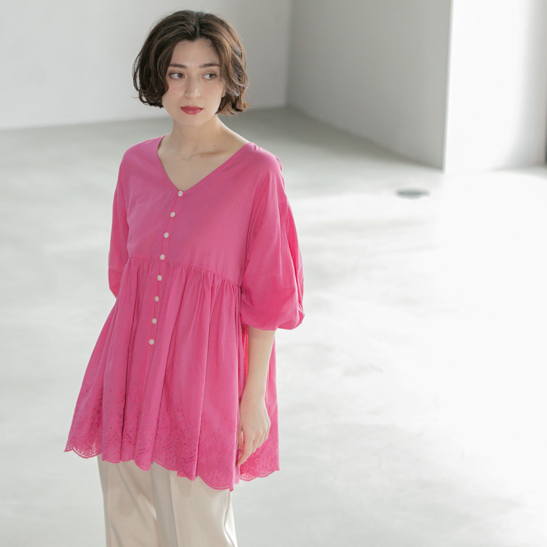 OPAQUE.CLIP「バルーン袖スカラップ刺繍レースチュニック」|シャツ・ブラウス|