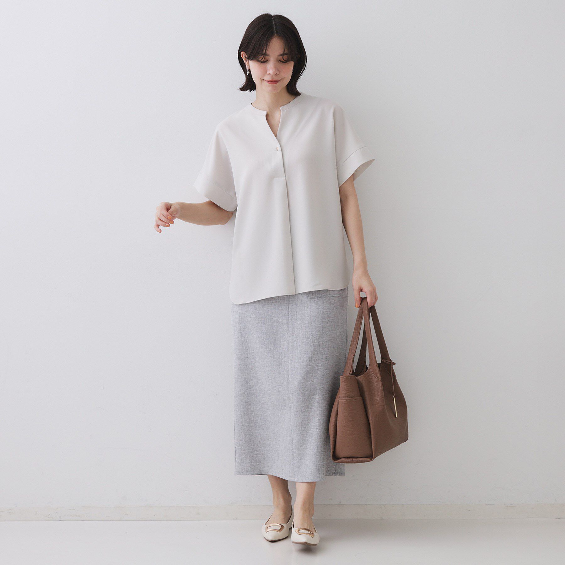 OPAQUE.CLIP「《5色展開/SS-LLサイズ》スキッパー金ボタンブラウス/セットアップ対応【防シワ/ストレッチ/洗濯」|シャツ・ブラウス|