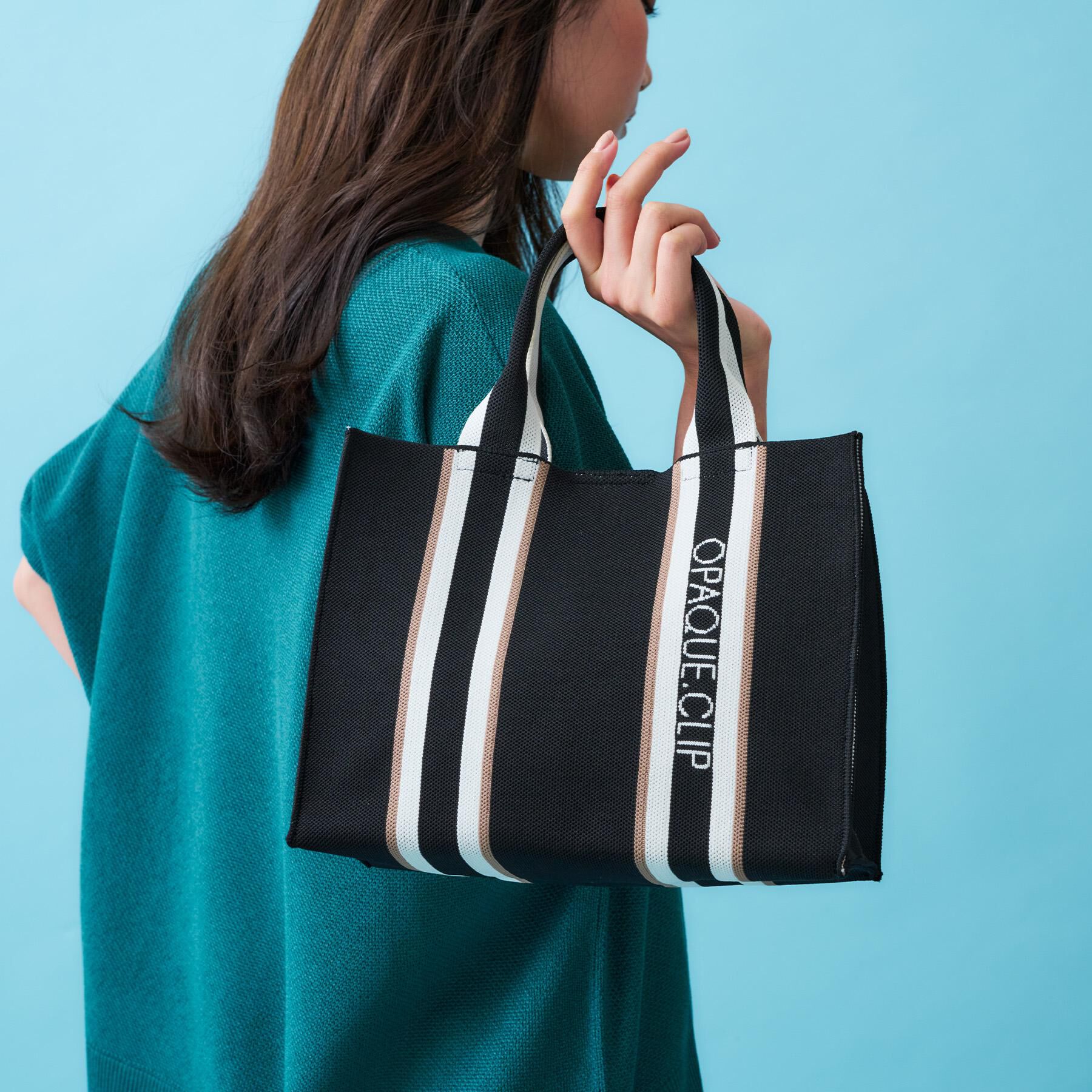 OPAQUE.CLIP「【2WAY】ラインハンドルスクエアニットミドルトートバッグ」|トートバッグ|