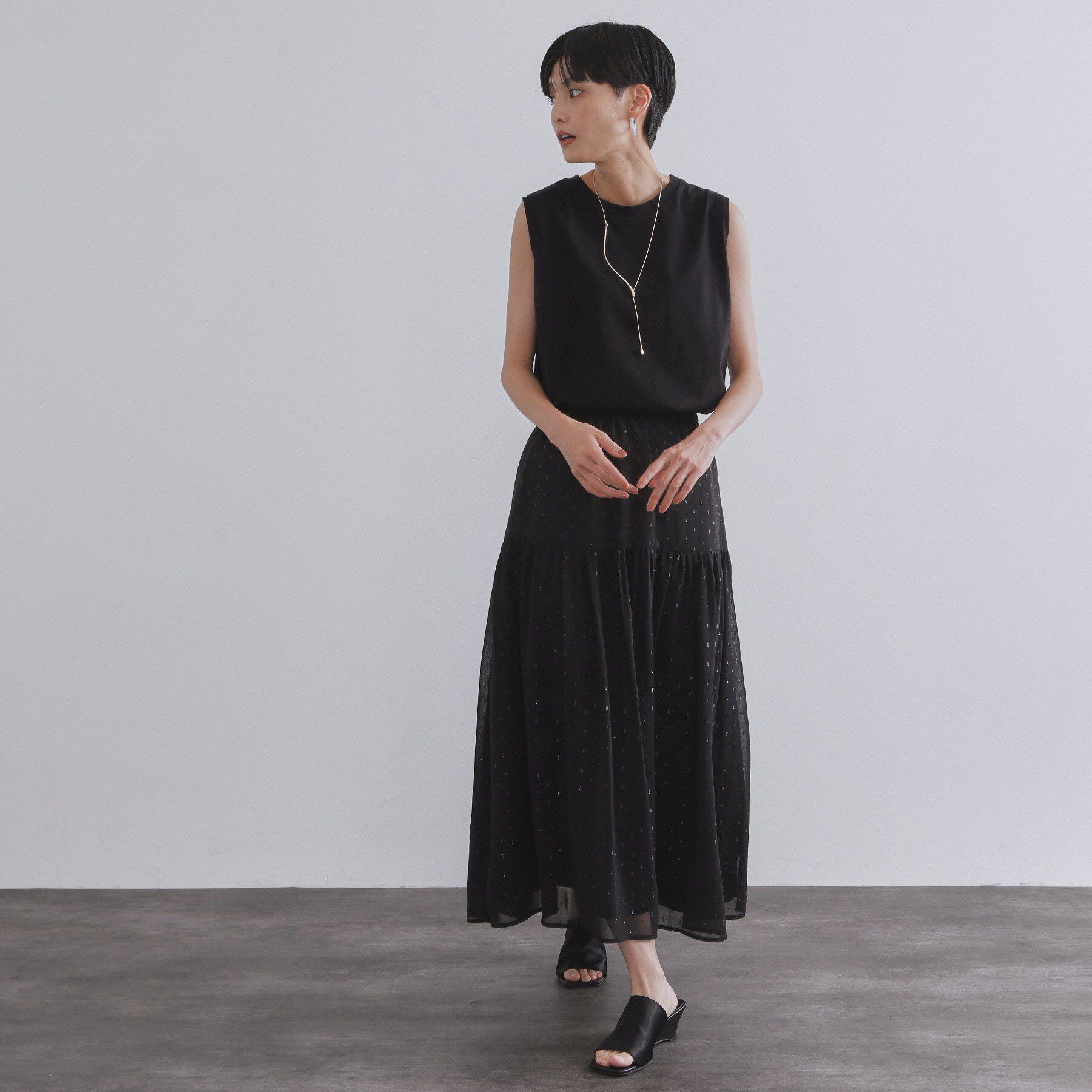 OPAQUE.CLIP「《CanCam掲載》ツインセット/フリルキャミビスチェ&times;フレンチスリーブカットソー【洗濯機洗い可】」|Tシャツ・カットソー|