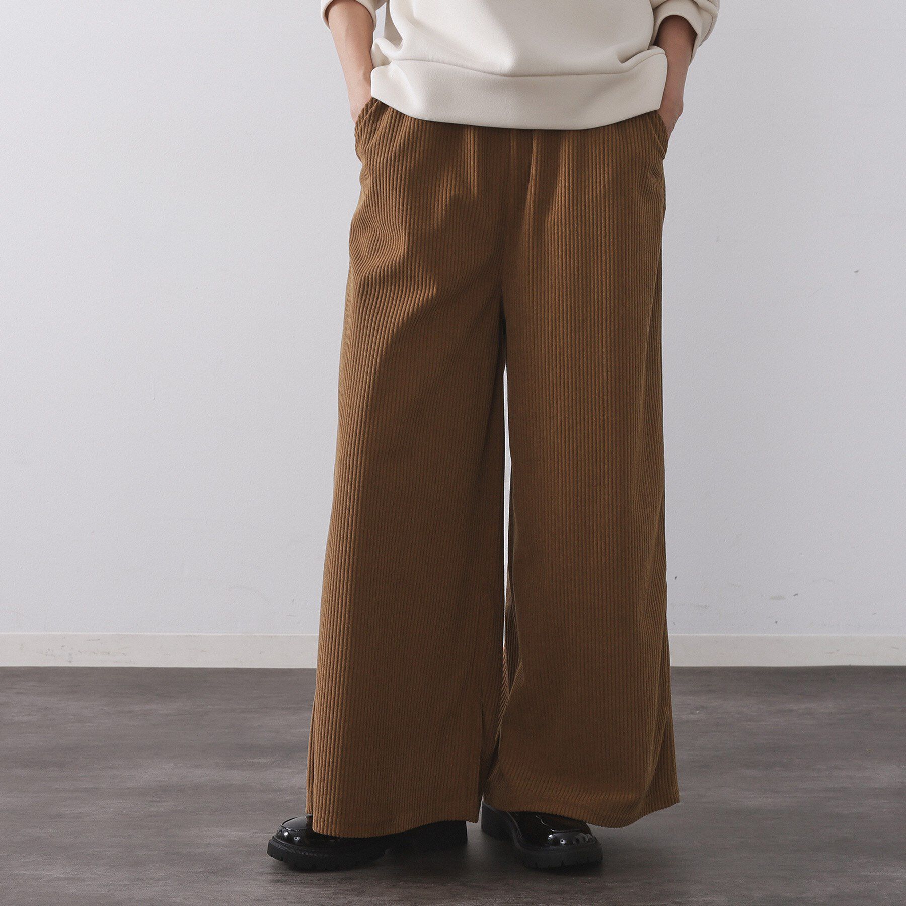 OPAQUE.CLIP「ゴーデュロイジャージイージーワイドパンツ【洗濯機OK】」|その他|キャメルブラウン(0