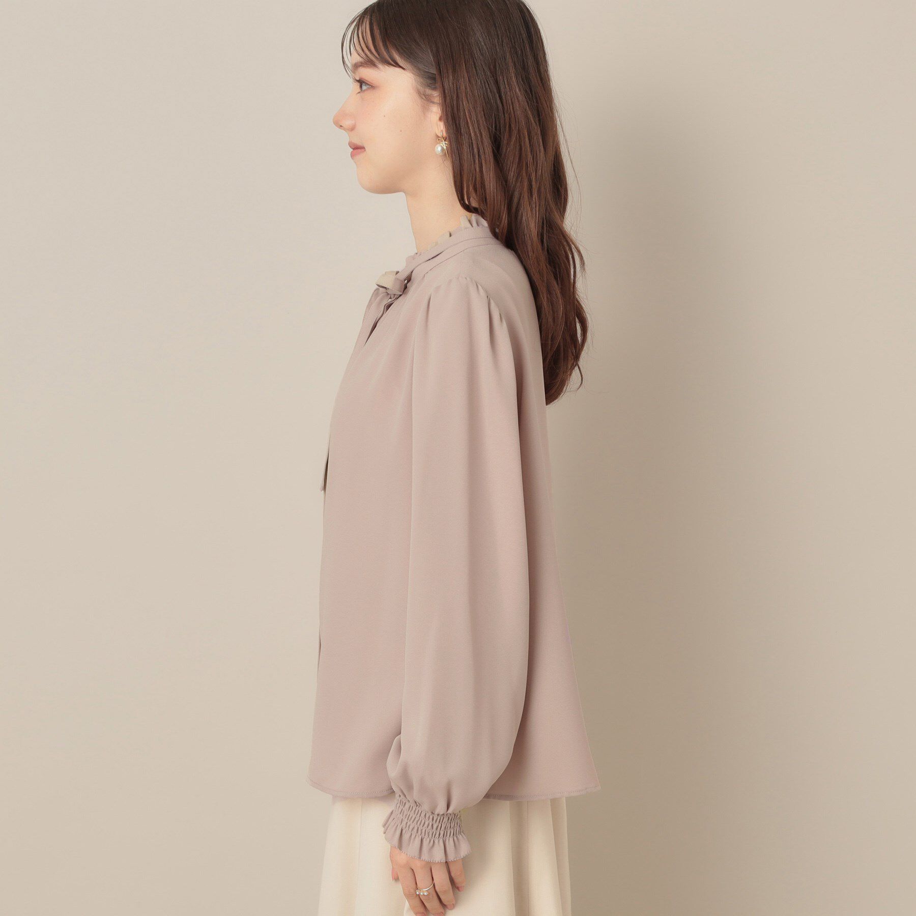 Couture broach「【フェミニン・通勤】タイ付きピコフリルブラウス」|シャツ・ブラウス|
