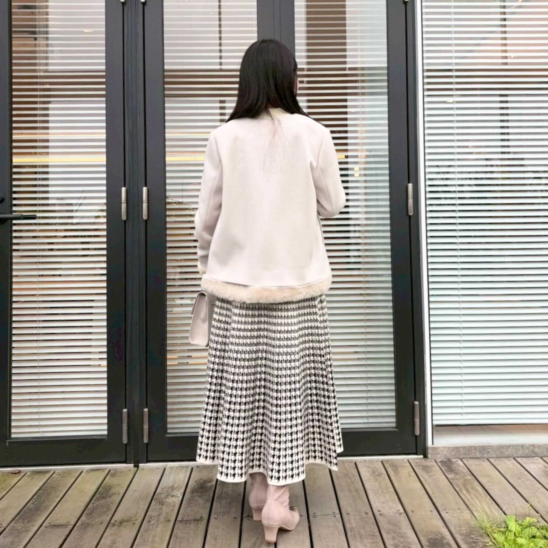 Couture broach「【大人レディ・フェイクファー取り外し可能】ケープ風ショートコート」|ノーカラーコート|