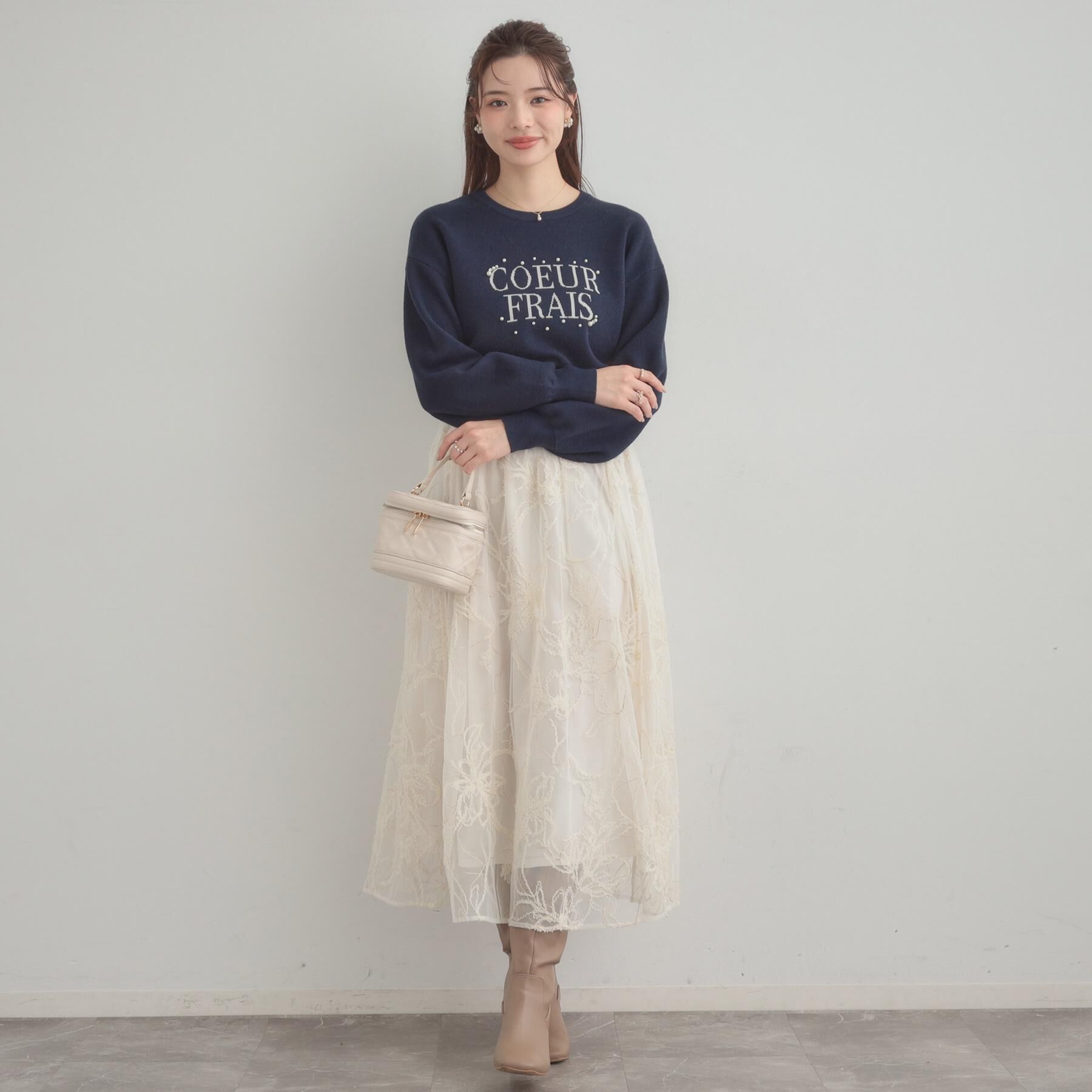 Couture broach「【パール調・ビジューデザイン】華やかロゴニット」|ニット・セーター|