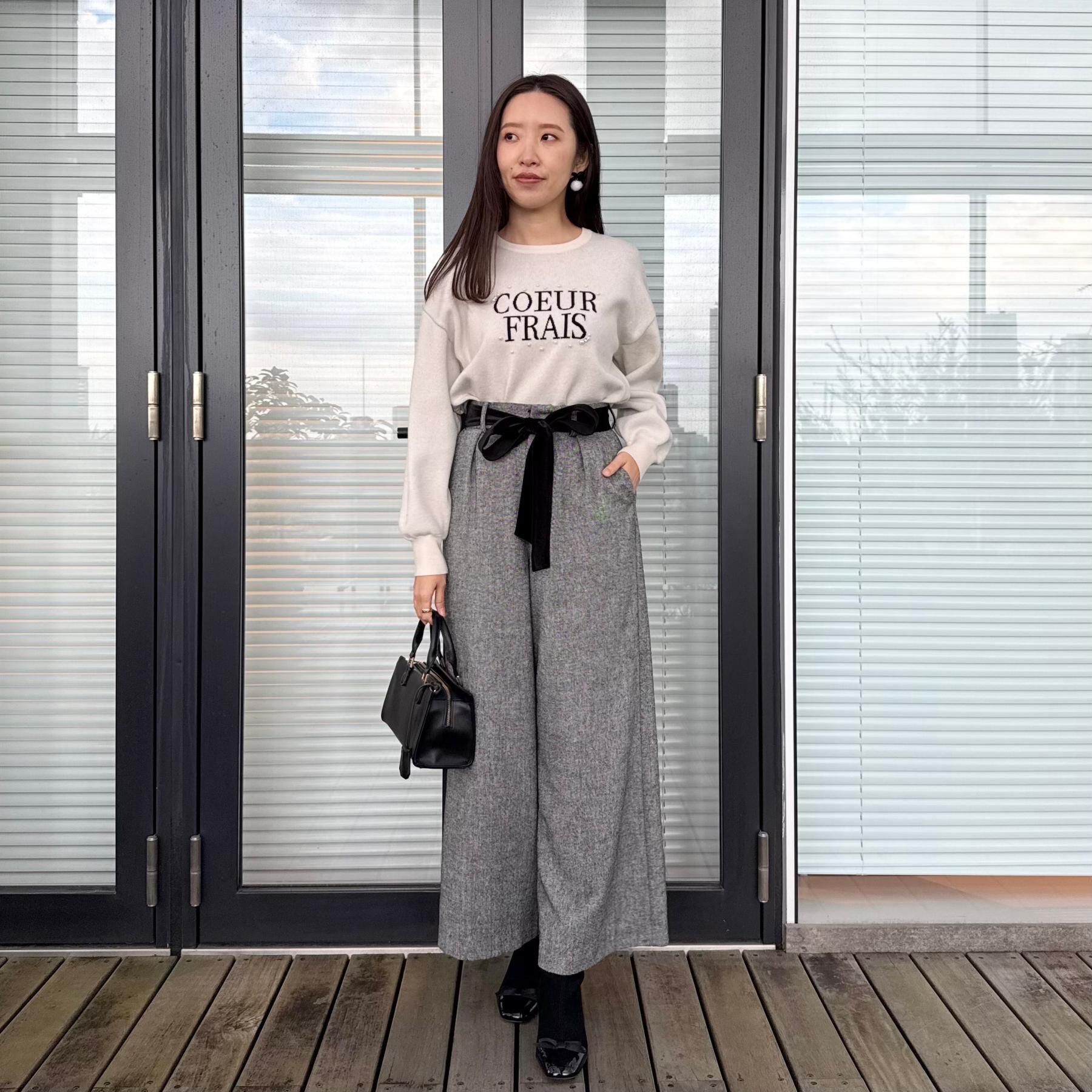 Couture broach「【パール調・ビジューデザイン】華やかロゴニット」|ニット・セーター|